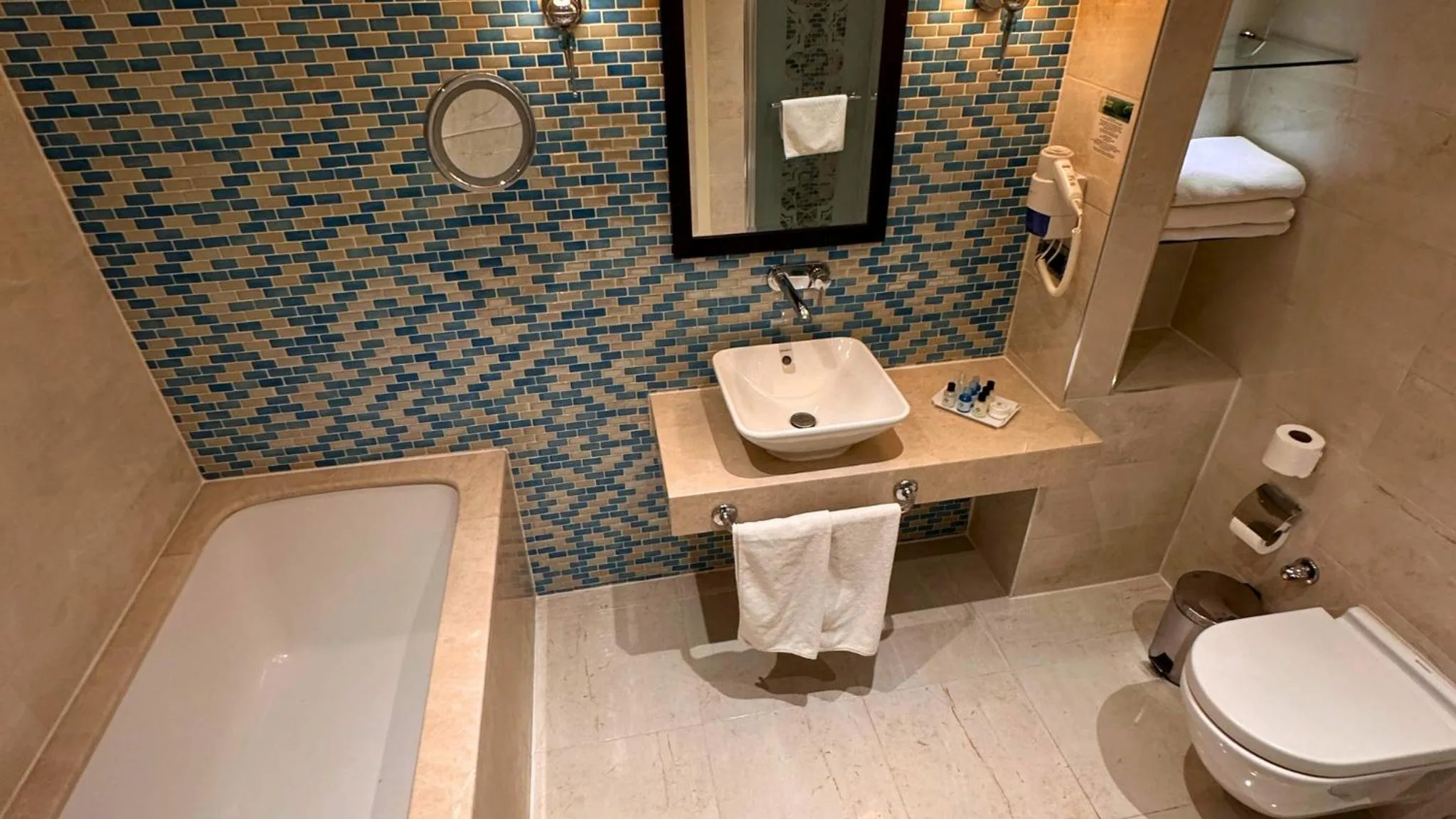 Shower in Grand Durmaz Hotel