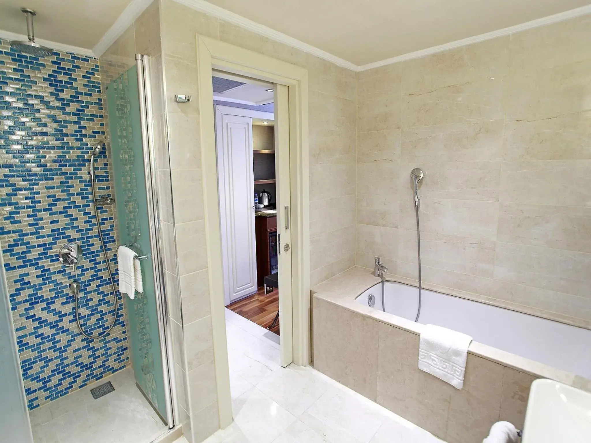 Deluxe Double or Twin Room in Grand Durmaz Hotel Deluxe Double or Twin Room in Grand Durmaz Hotel