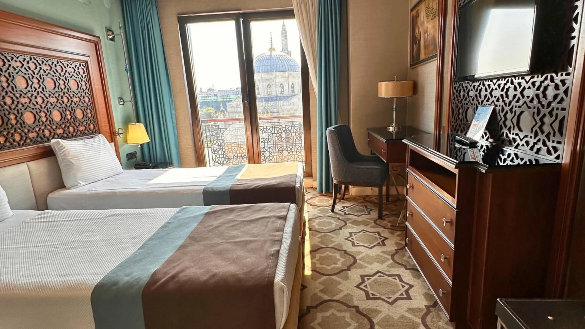 Bed in Grand Durmaz Hotel