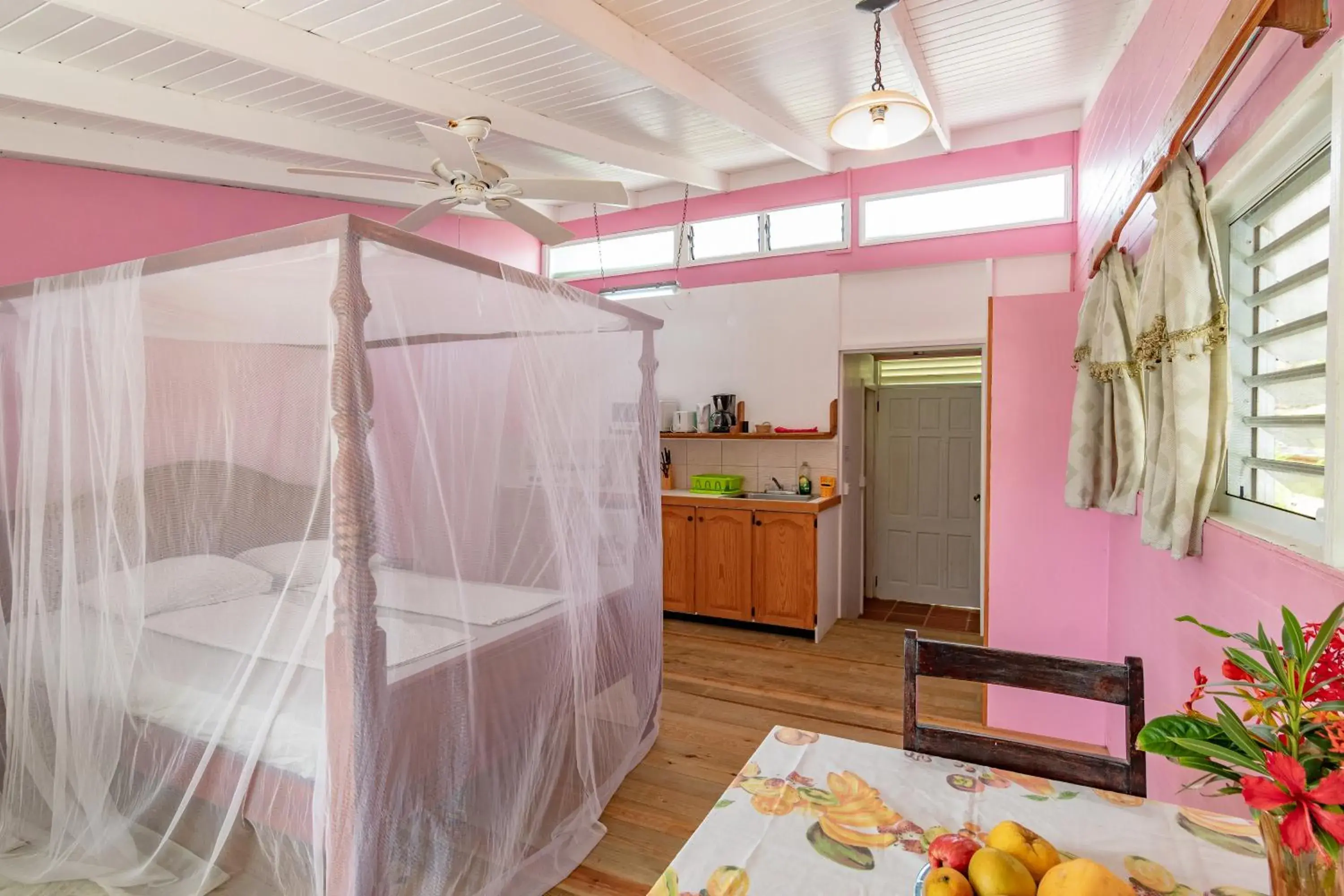 Double Room with Balcony and Sea View in Cabier Ocean Lodge Double Room with Balcony and Sea View in Cabier Ocean Lodge