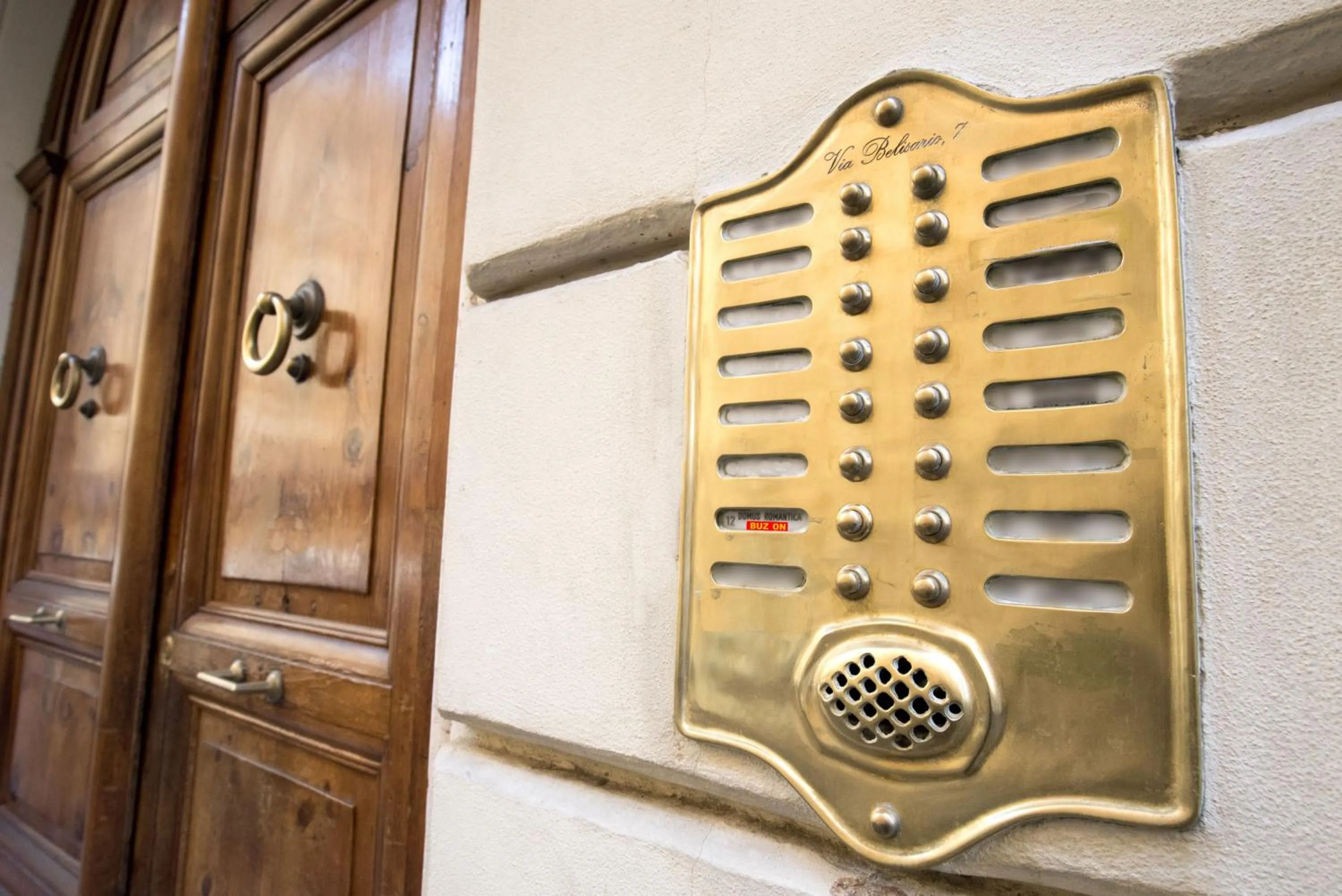 Property logo or sign in Domus RomAntica