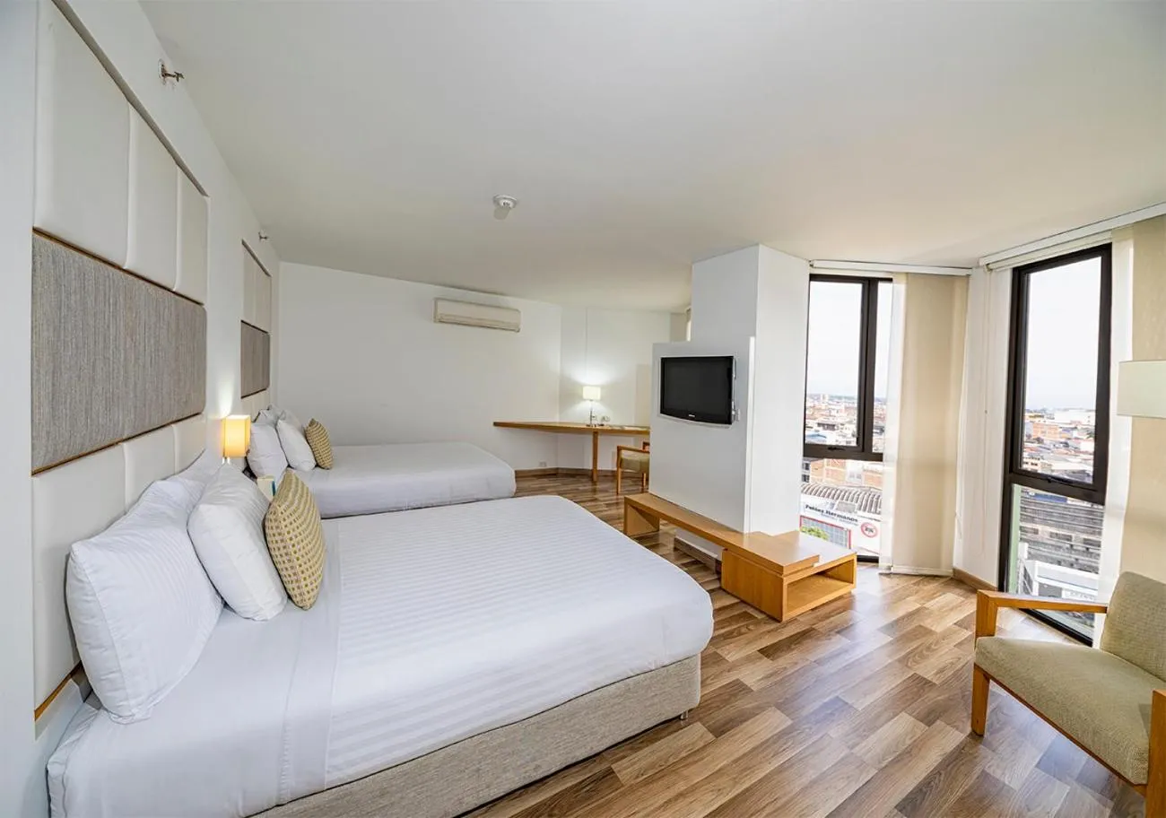 Photo of the whole room in Hotel Cosmos Cali