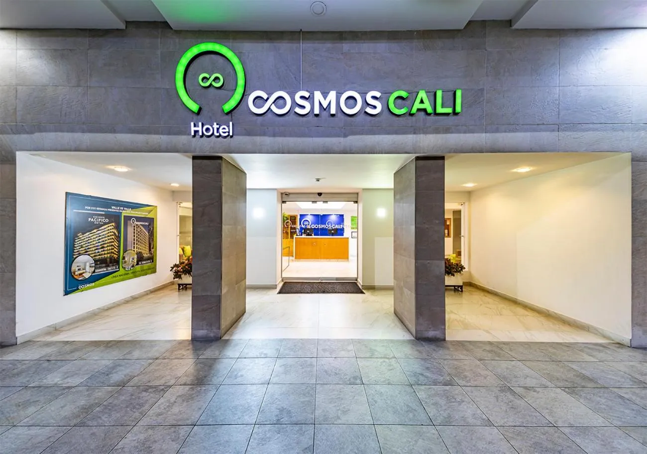 Facade/entrance in Hotel Cosmos Cali