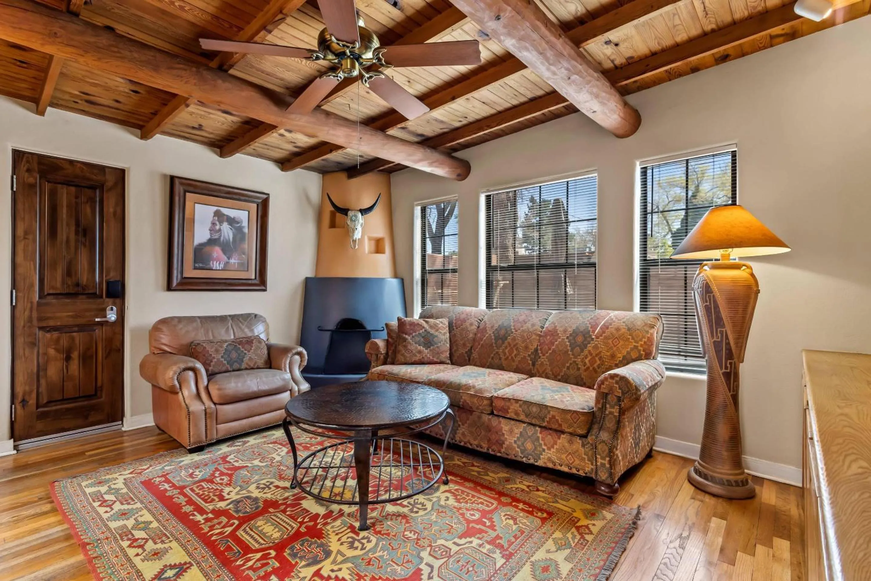 Bedroom in Casas de Suenos Old Town Historic Inn, an Ascend Collection Hotel