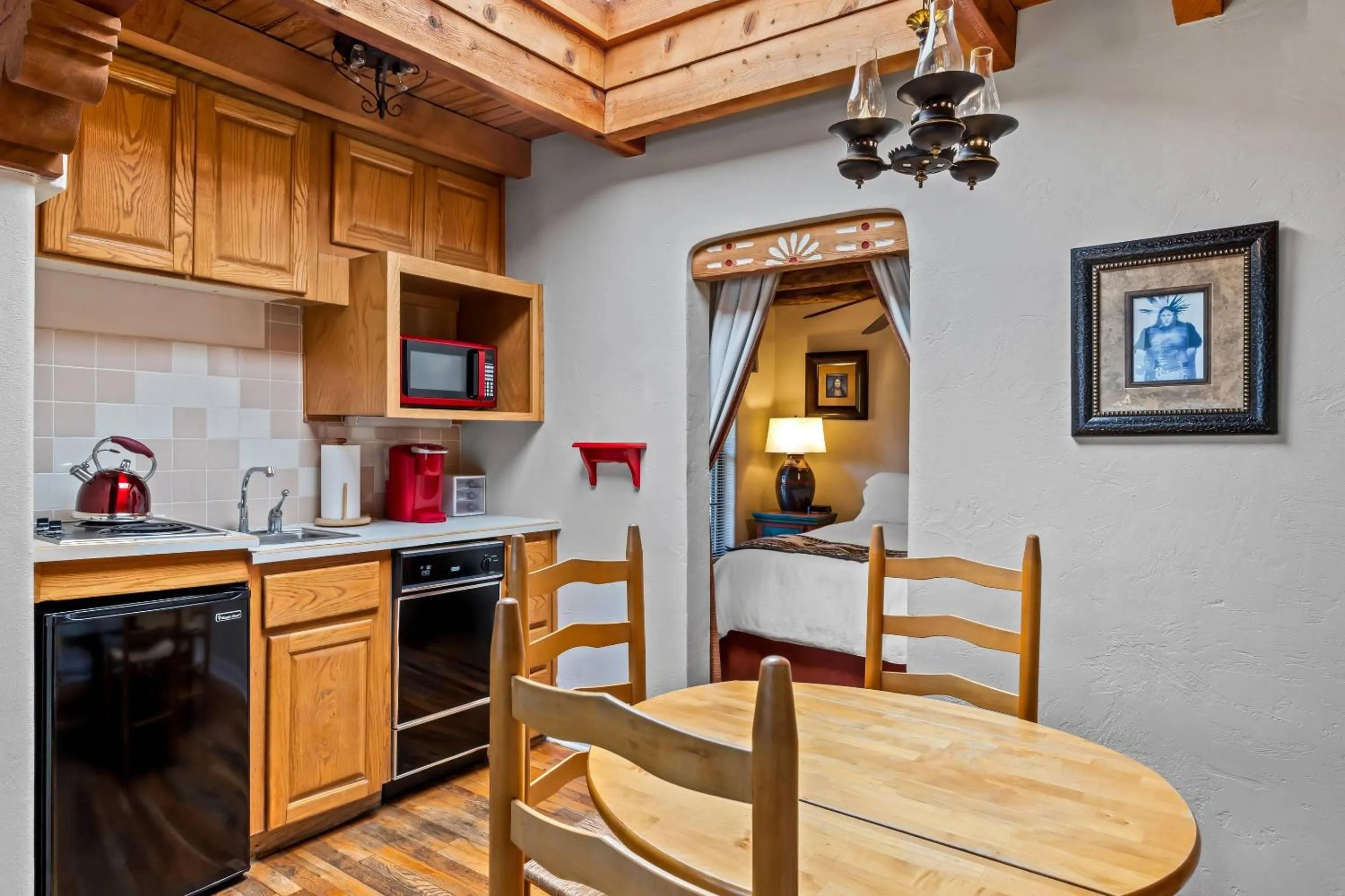 Bedroom in Casas de Suenos Old Town Historic Inn, an Ascend Collection Hotel