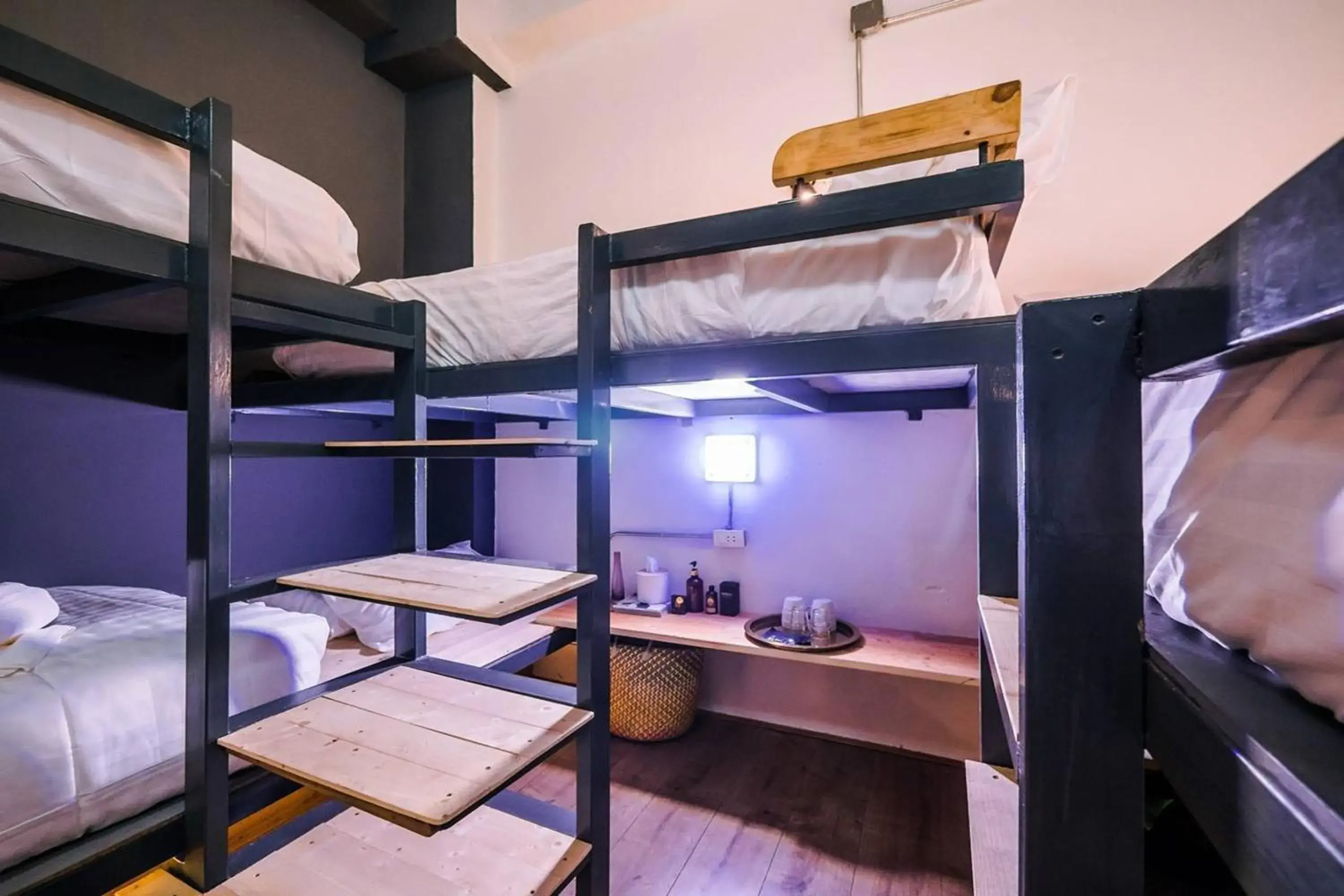 Comfort Quadruple Room in Zeds Hostel Bangkok Comfort Quadruple Room in Zeds Hostel Bangkok