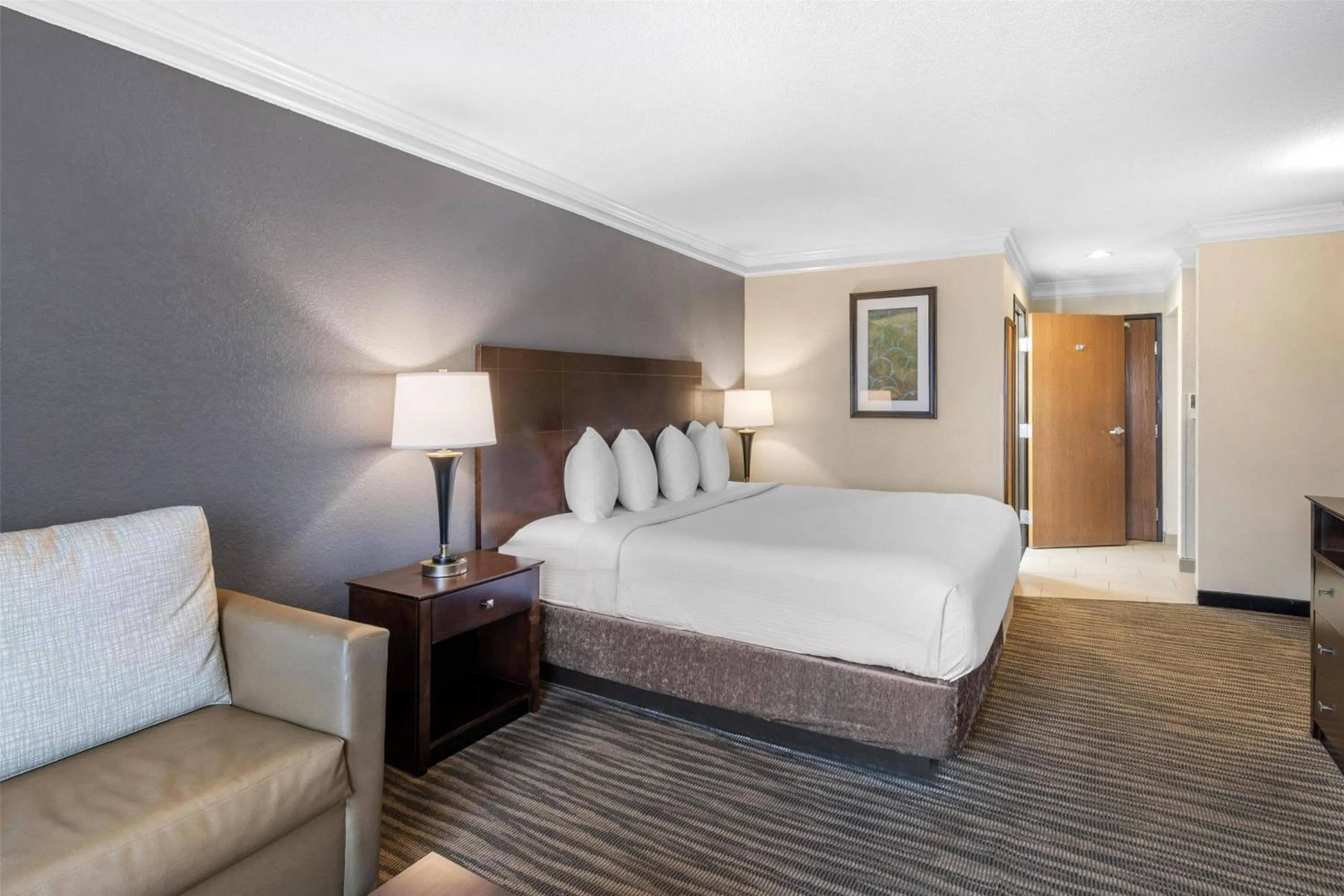 Bedroom, Bed in Best Western Augusta West