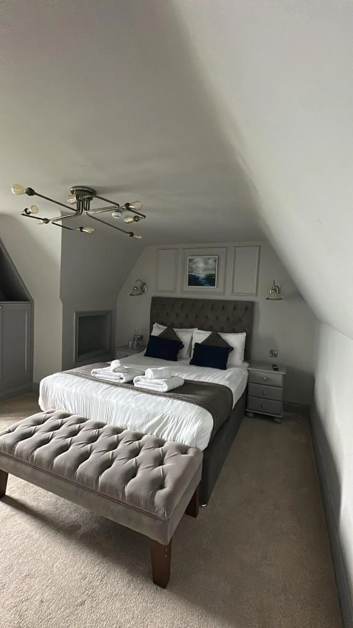 Bedroom, Bed in The Strand Hotel, the former residence of Oscar Wilde