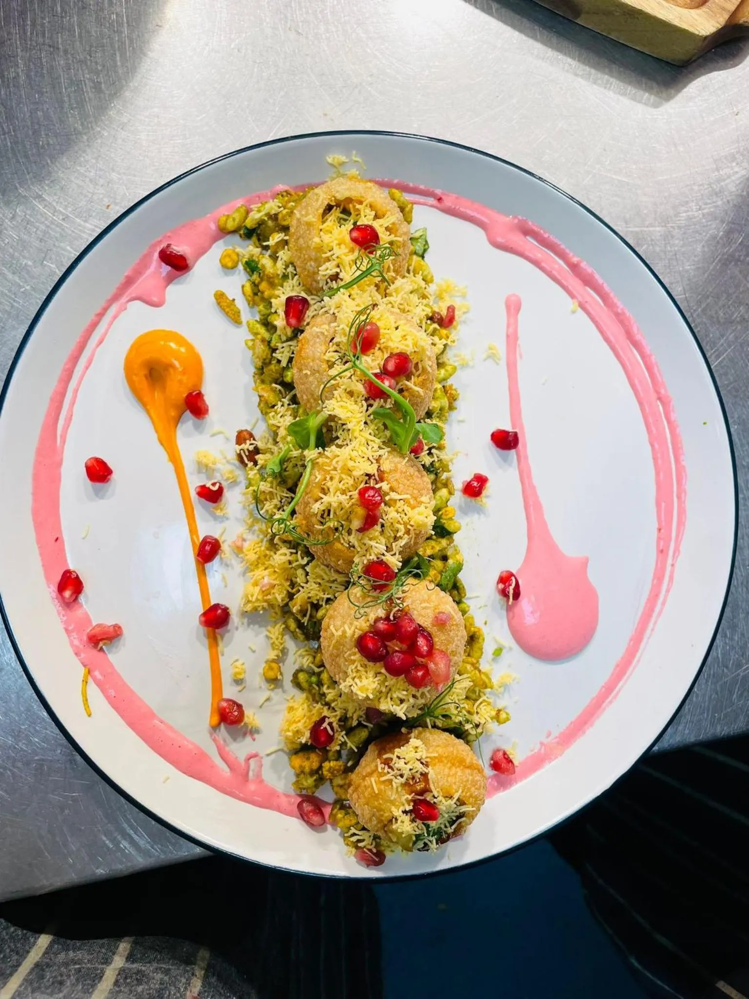 Restaurant/places to eat in The Strand Hotel, the former residence of Oscar Wilde