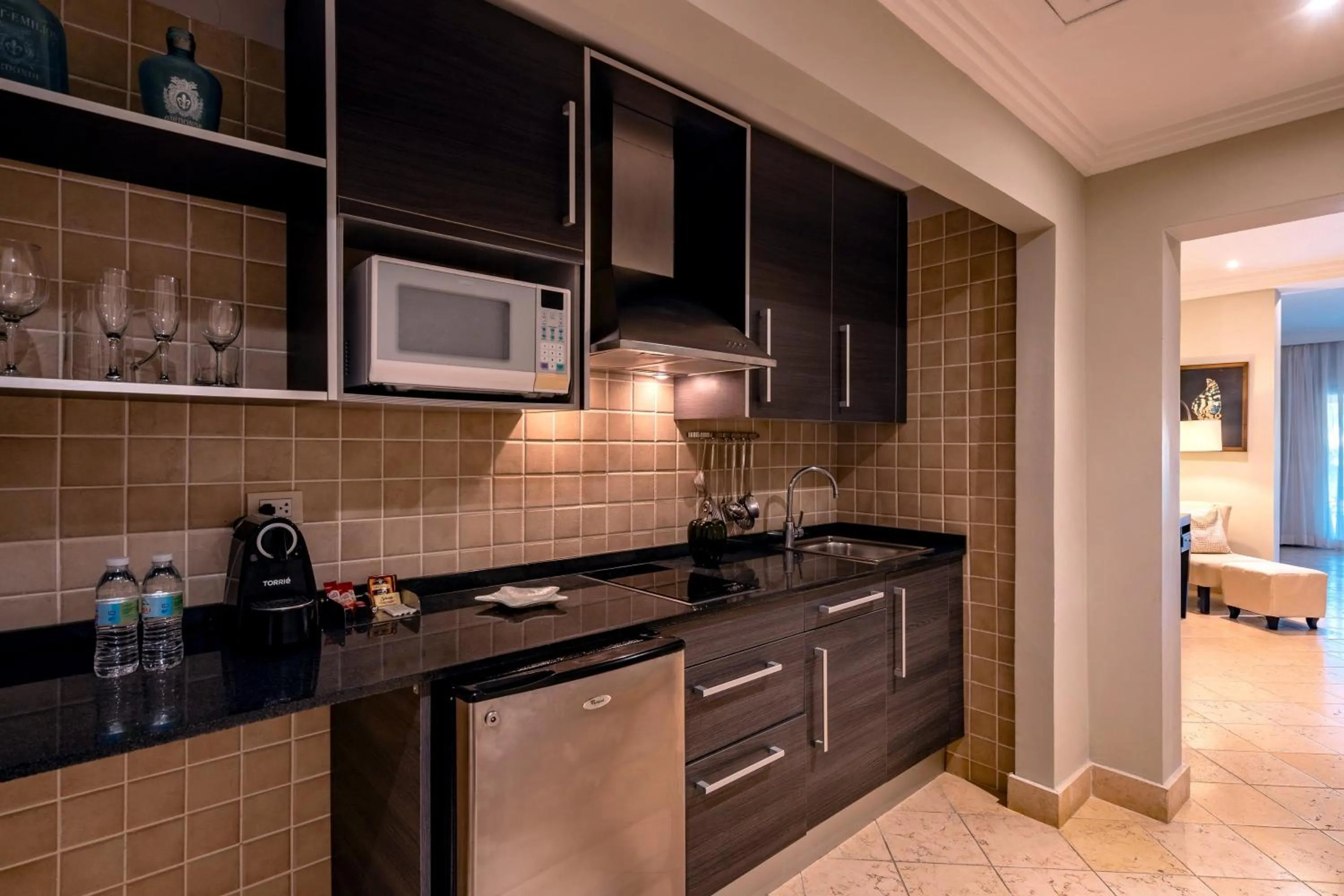 Communal kitchen in TAN Resorts Marina Cap Cana - All Inclusive