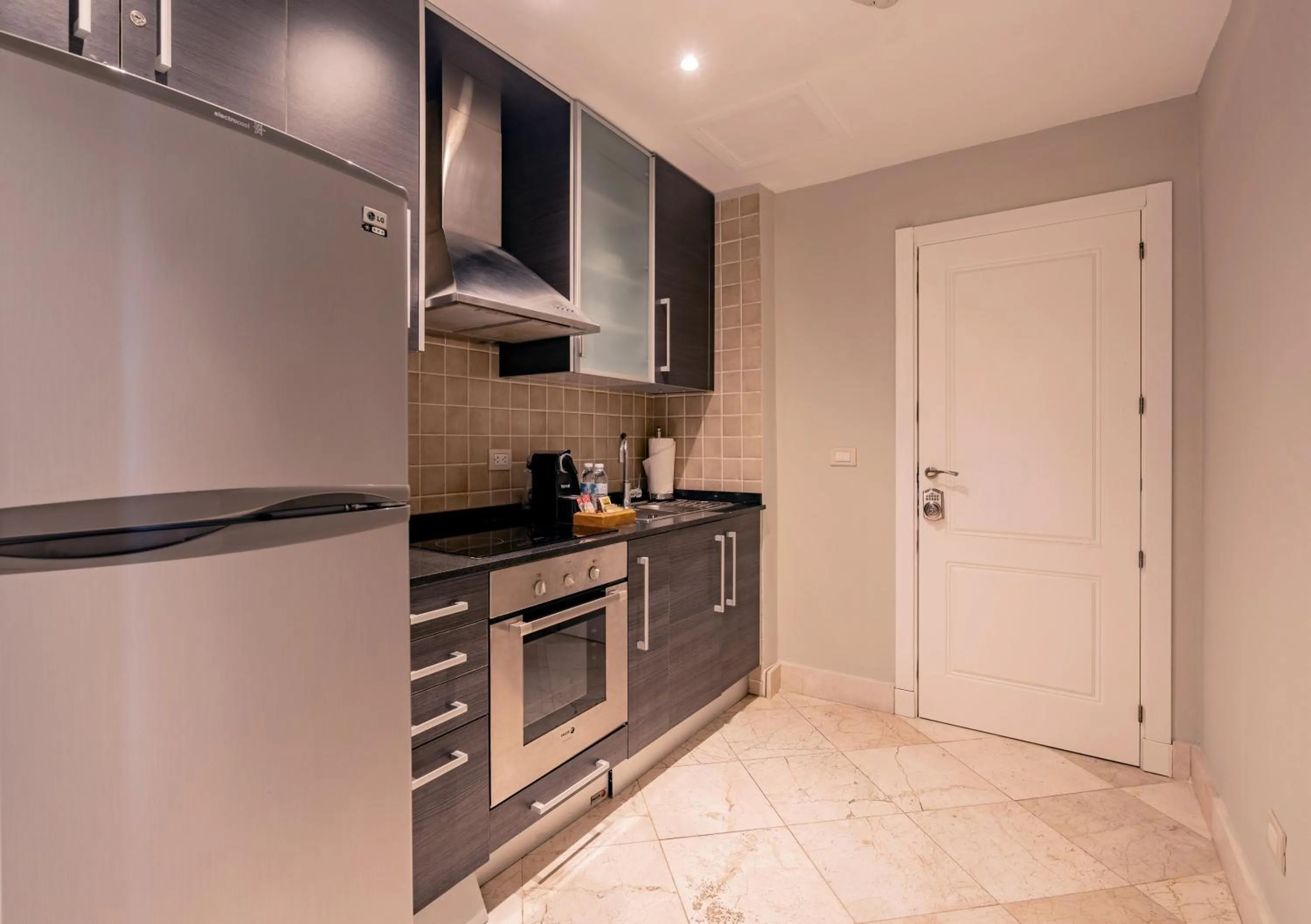 Communal kitchen in TAN Resorts Marina Cap Cana - All Inclusive