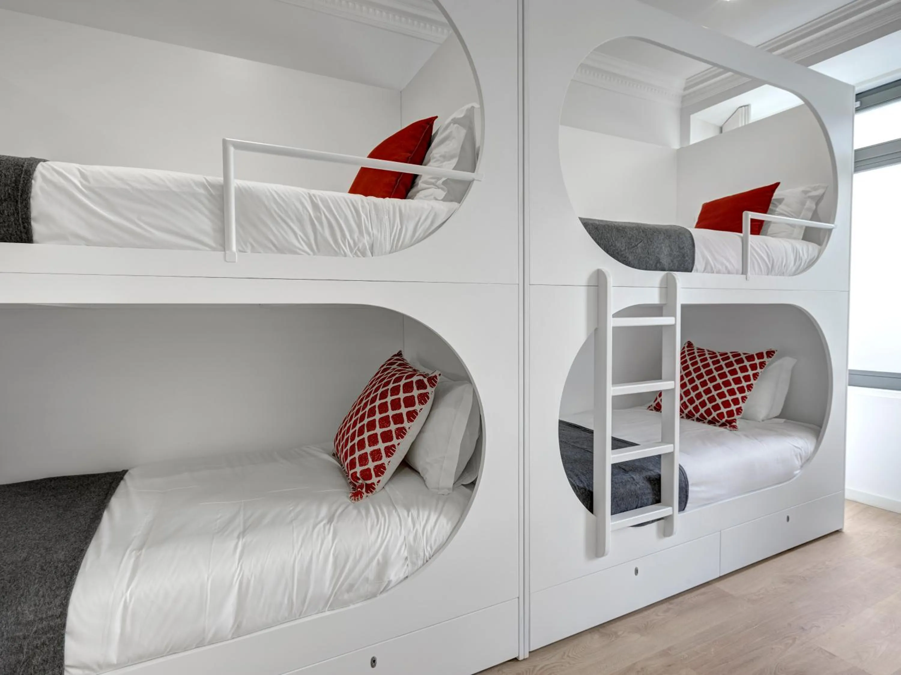 Bedroom, Bed in Porto Downtown Lovers Suites: Bombarda 451