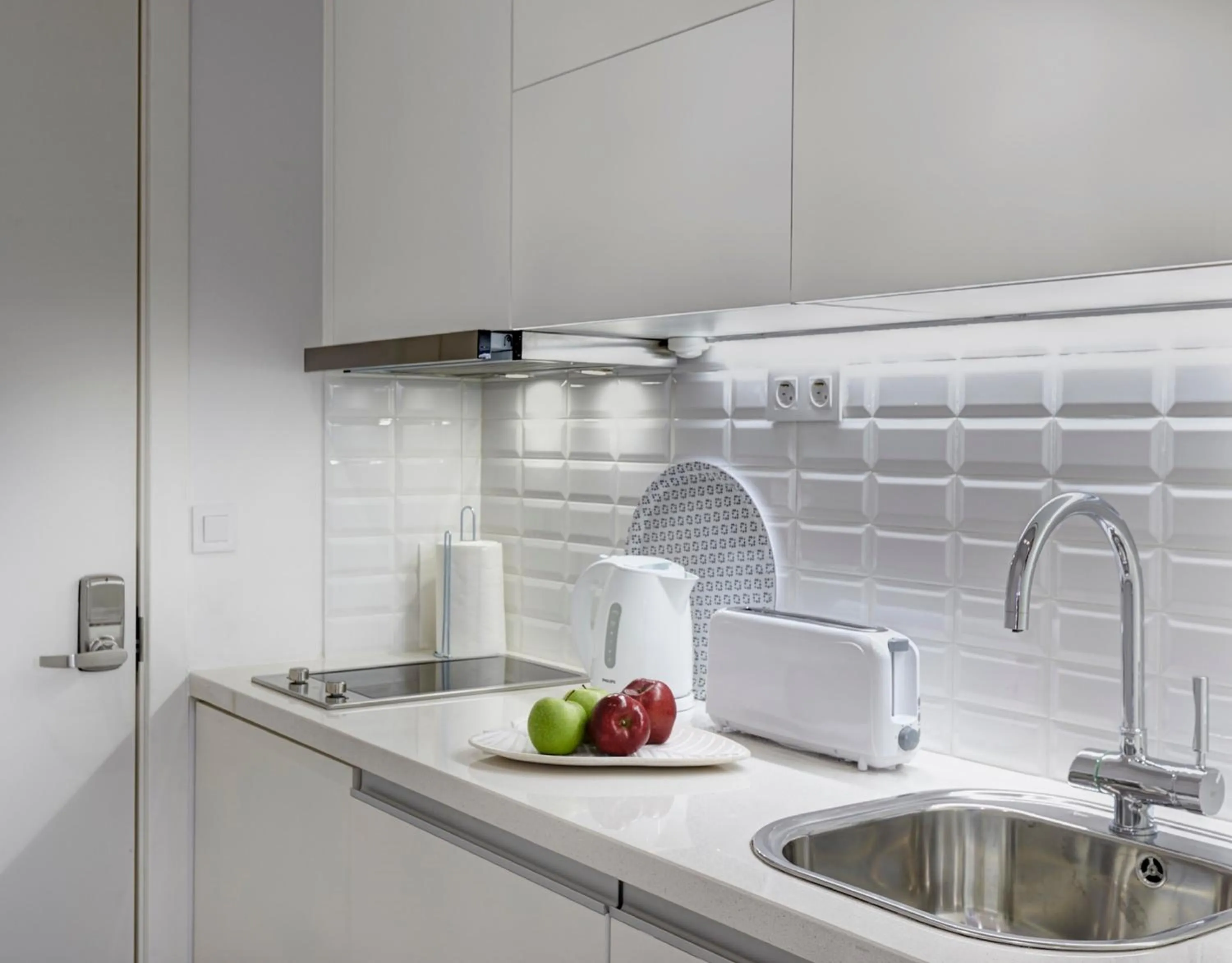 Kitchen or kitchenette in Porto Downtown Lovers Suites: Bombarda 451