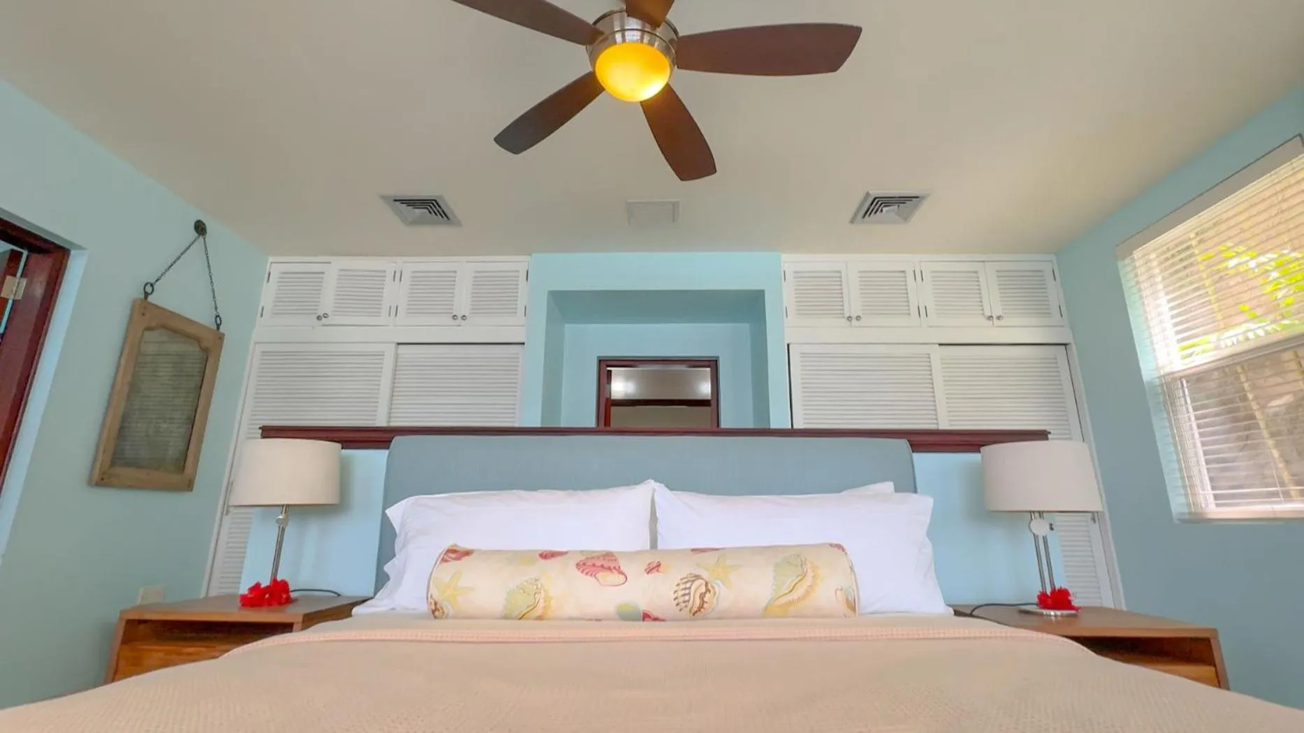 Bed in Mount Cinnamon Beach & Wellness Resort