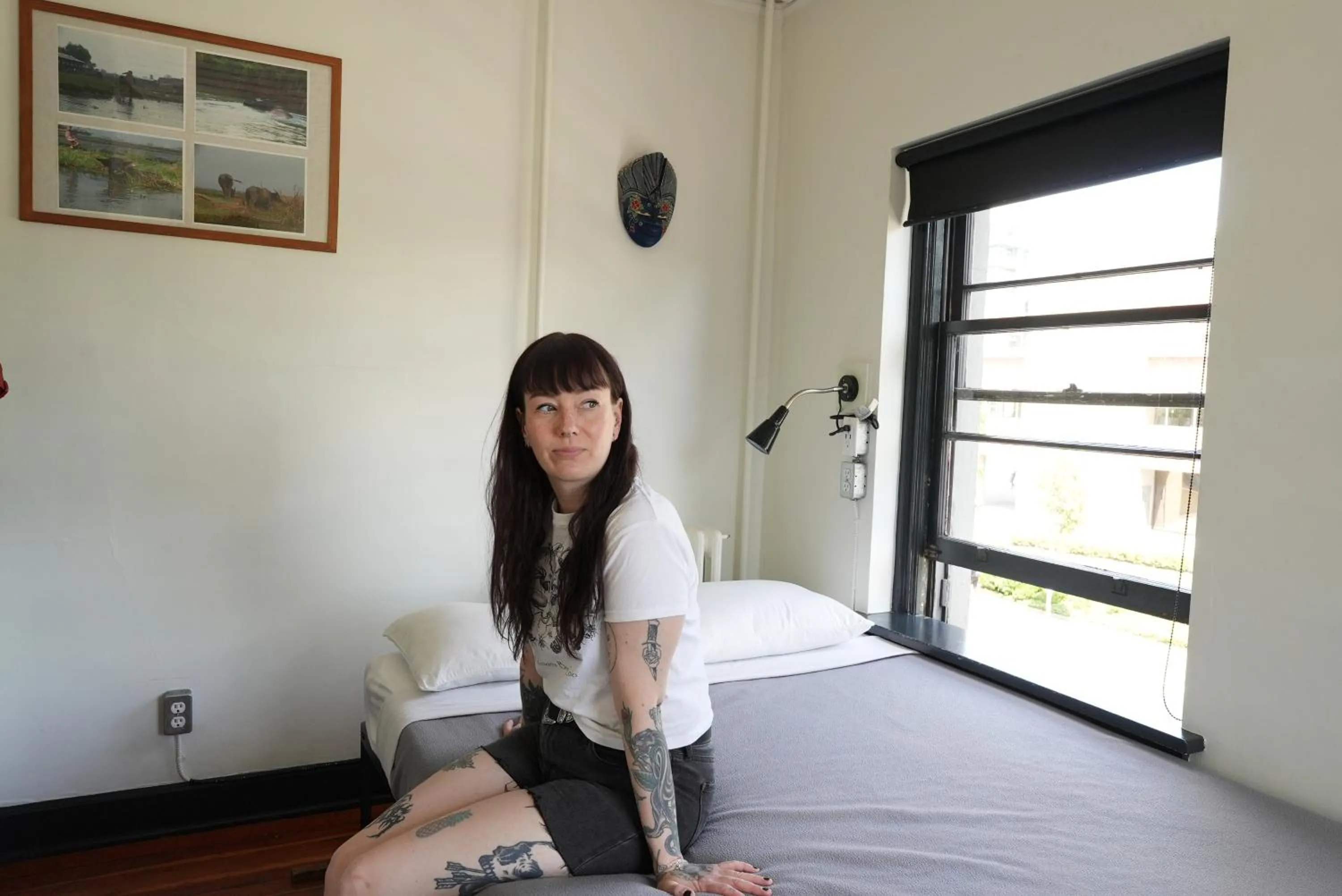 Bed in Ocean Island Inn | Backpackers | Suites