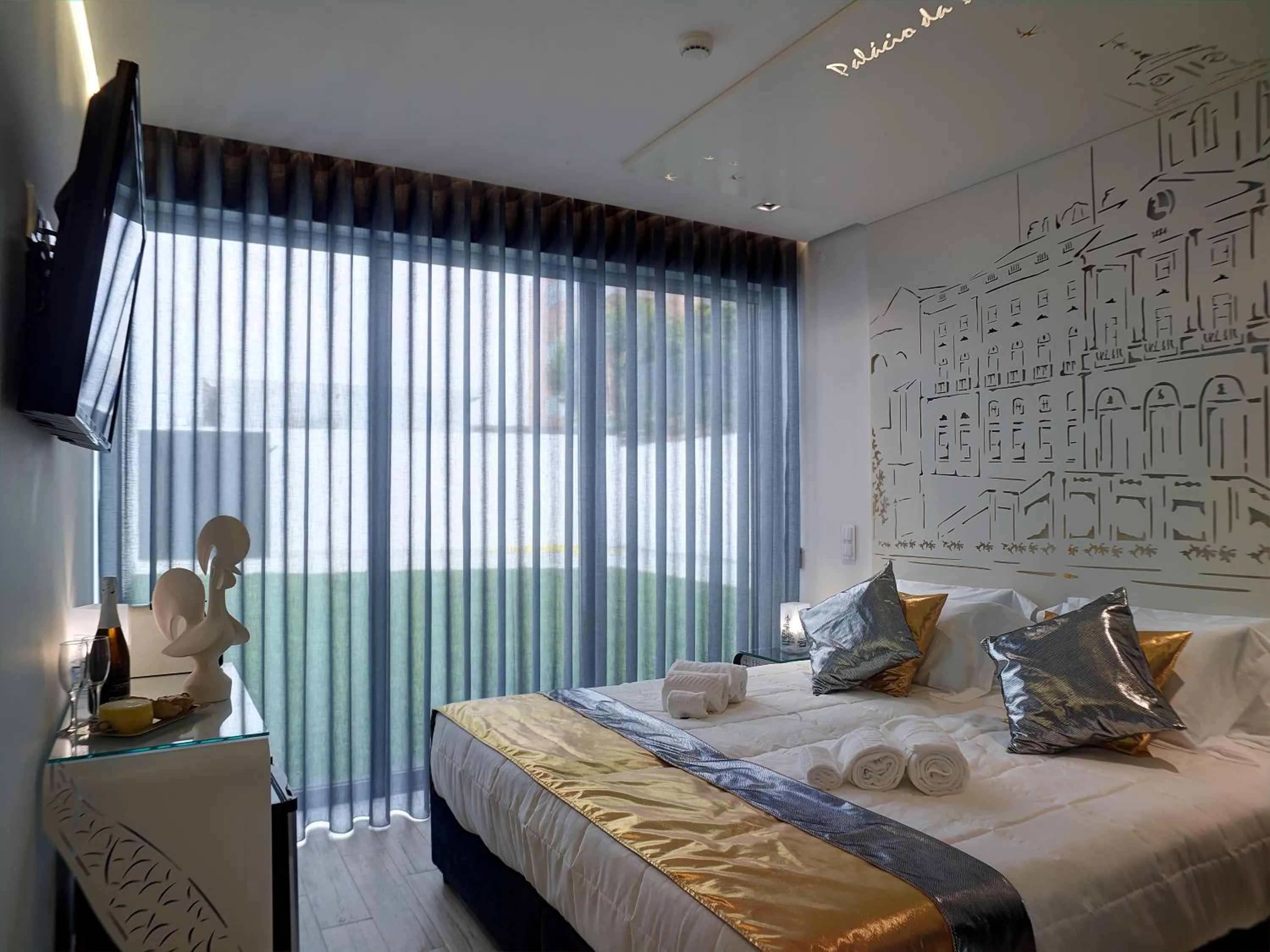 Bed in Solar Antigo Porto Aeroporto