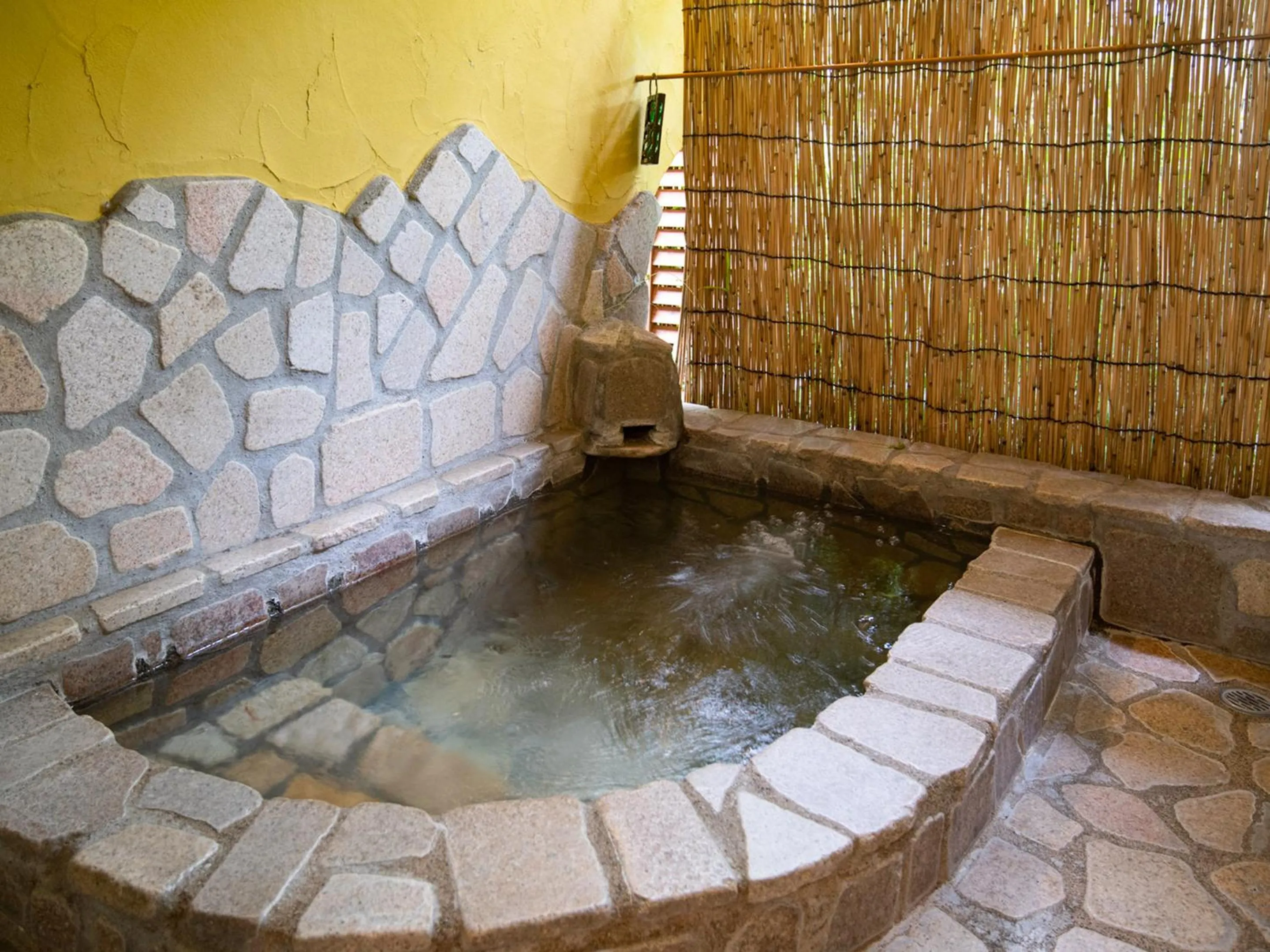 Open Air Bath in Gasthof Ami