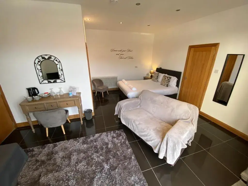 Deluxe Quadruple Room in The Old Mill Rooms Deluxe Quadruple Room in The Old Mill Rooms