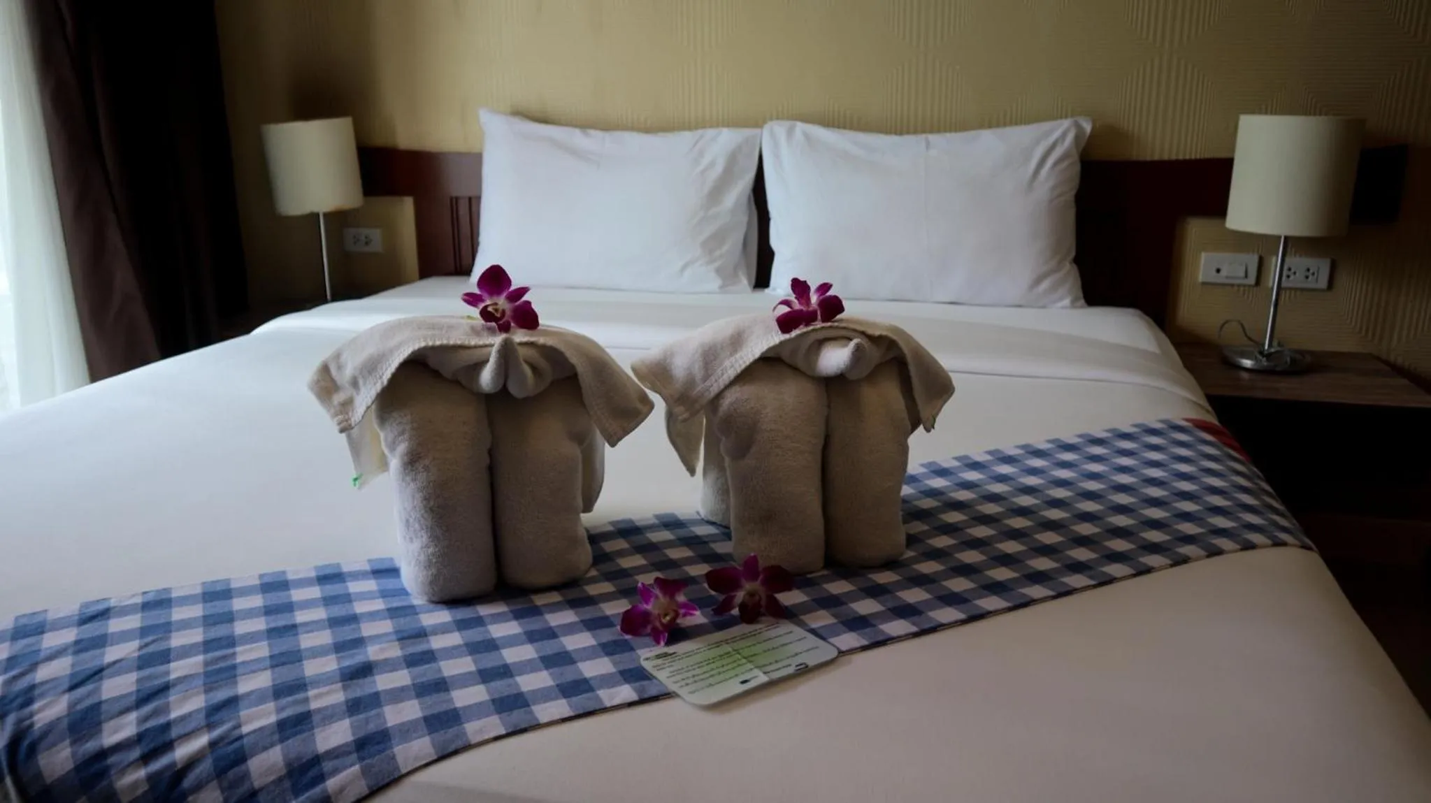 Bed in Mac Resort Hotel