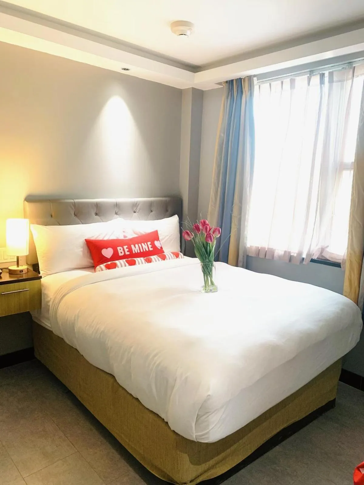 Bedroom, Bed in Madison LES Hotel