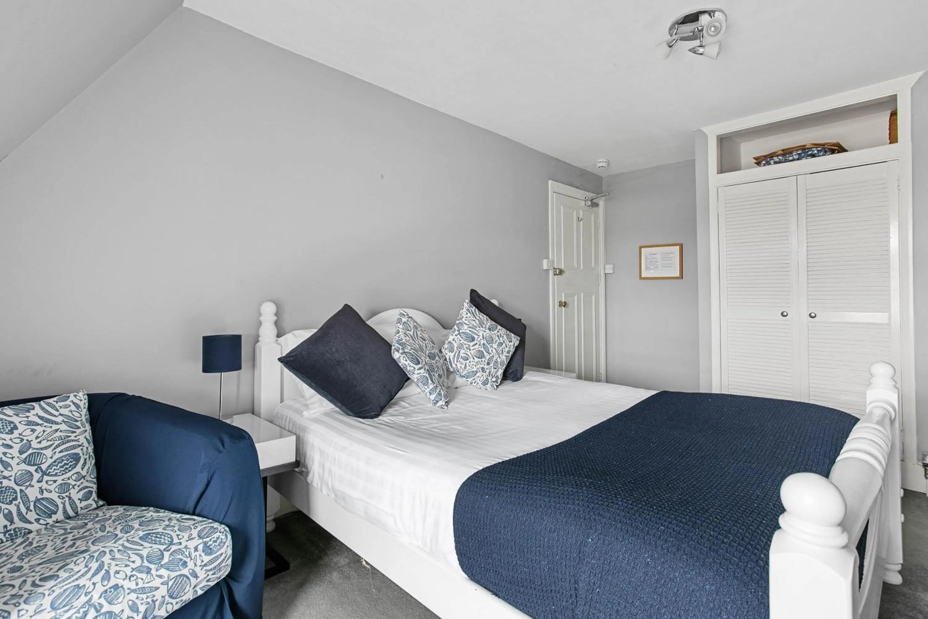 Bedroom, Bed in The Belmont