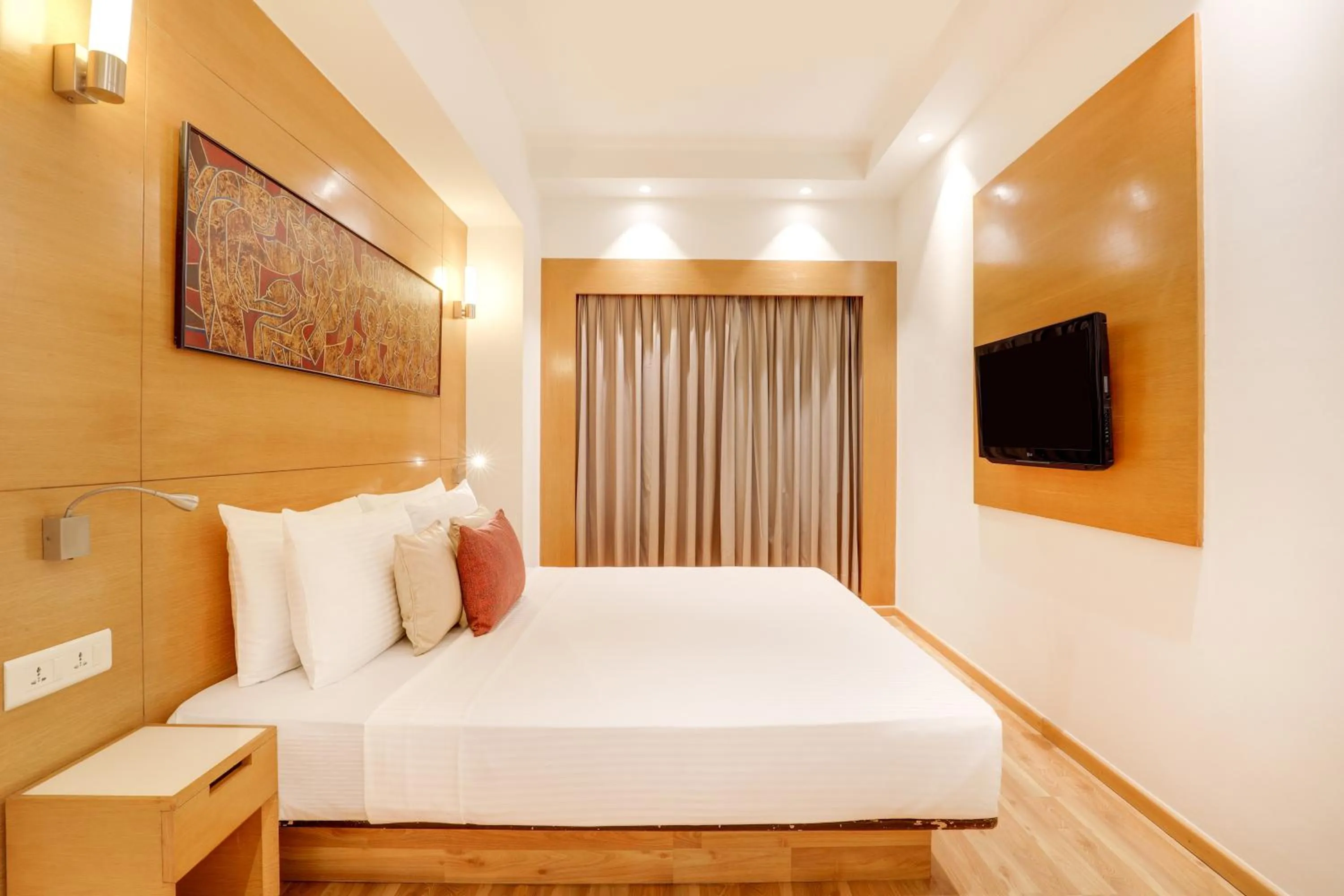 Bedroom, Bed in Lemon Tree Hotel Chandigarh