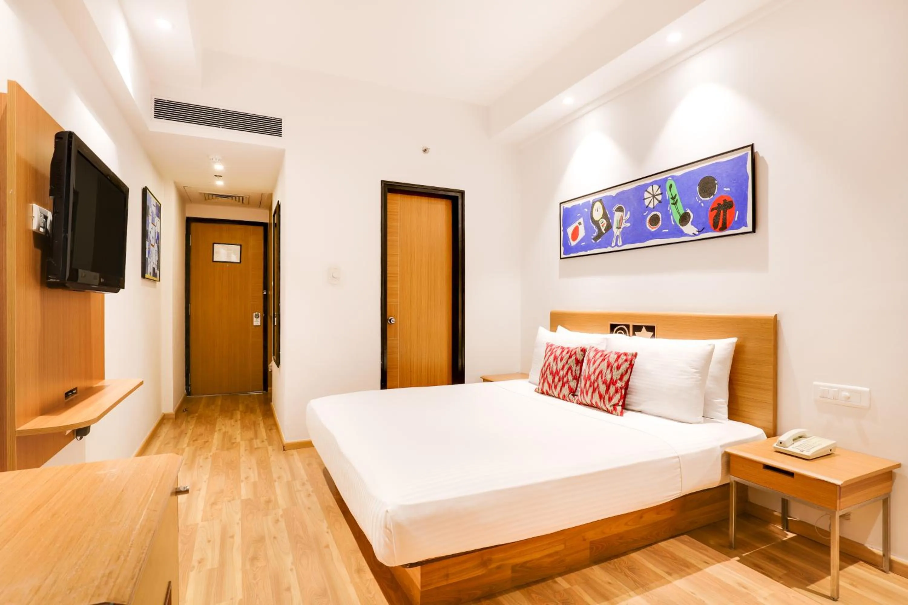 Bedroom, Bed in Lemon Tree Hotel Chandigarh