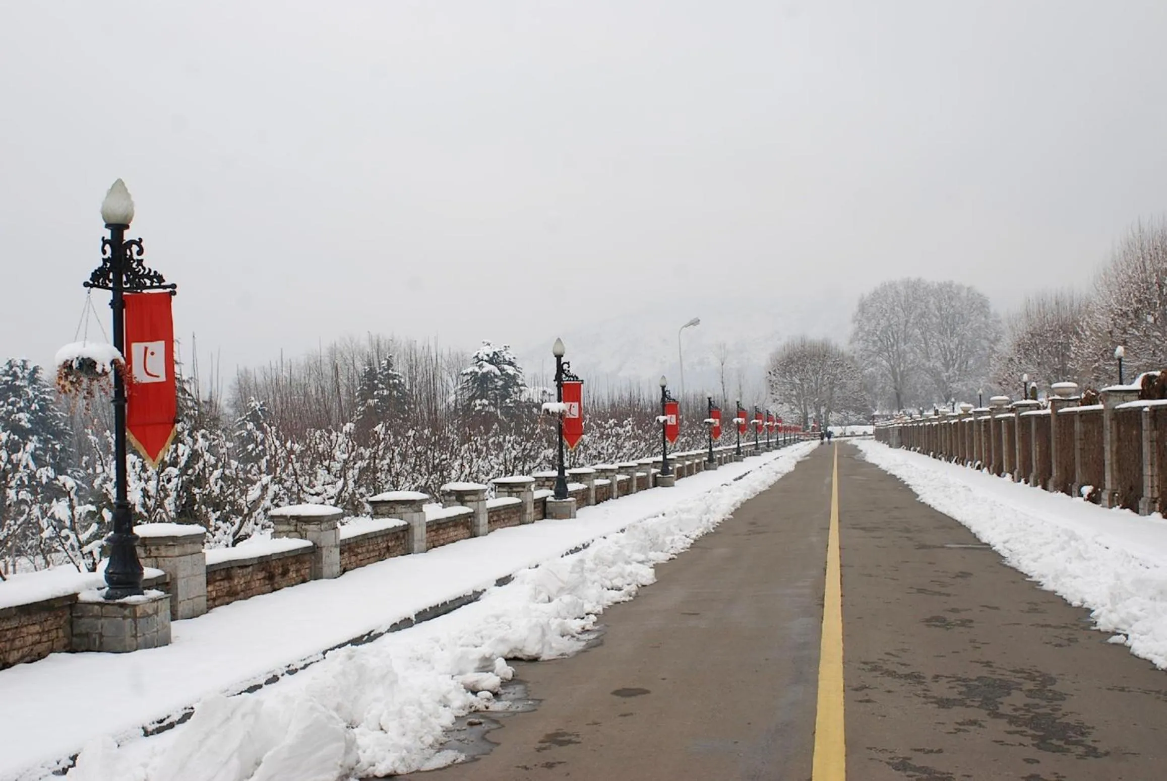 Winter in The LaLit Grand Palace Srinagar