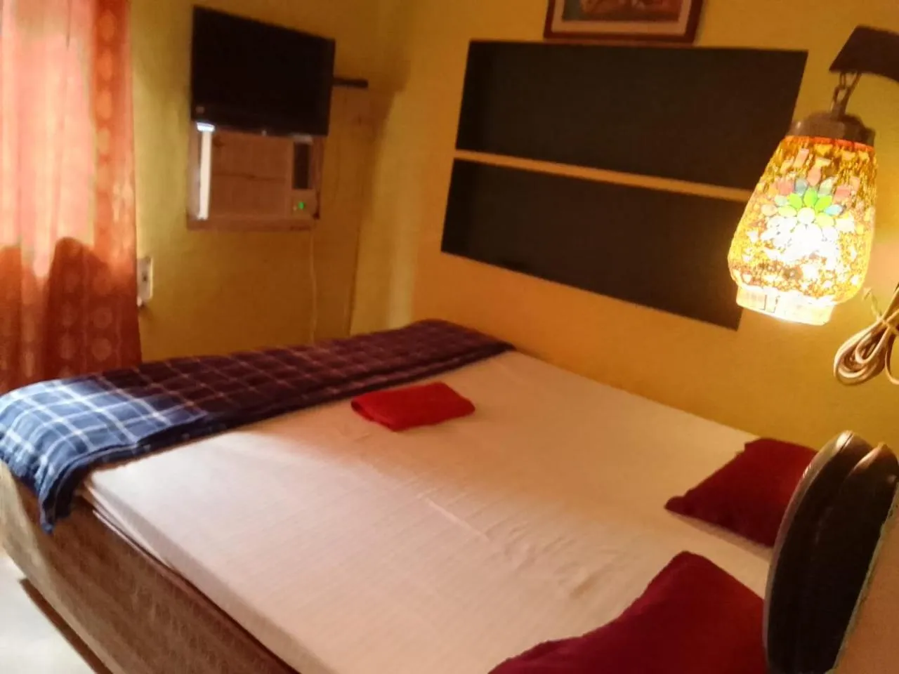 Bed in Ganga Fuji Home