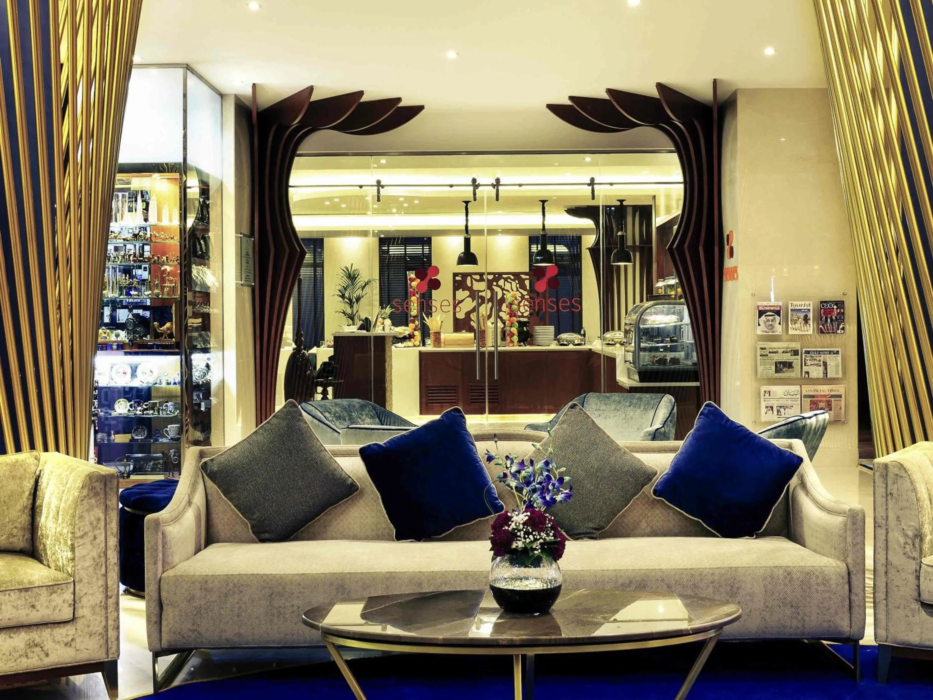 Restaurant/places to eat in Mercure Gold Hotel Jumeirah Dubai by Accor