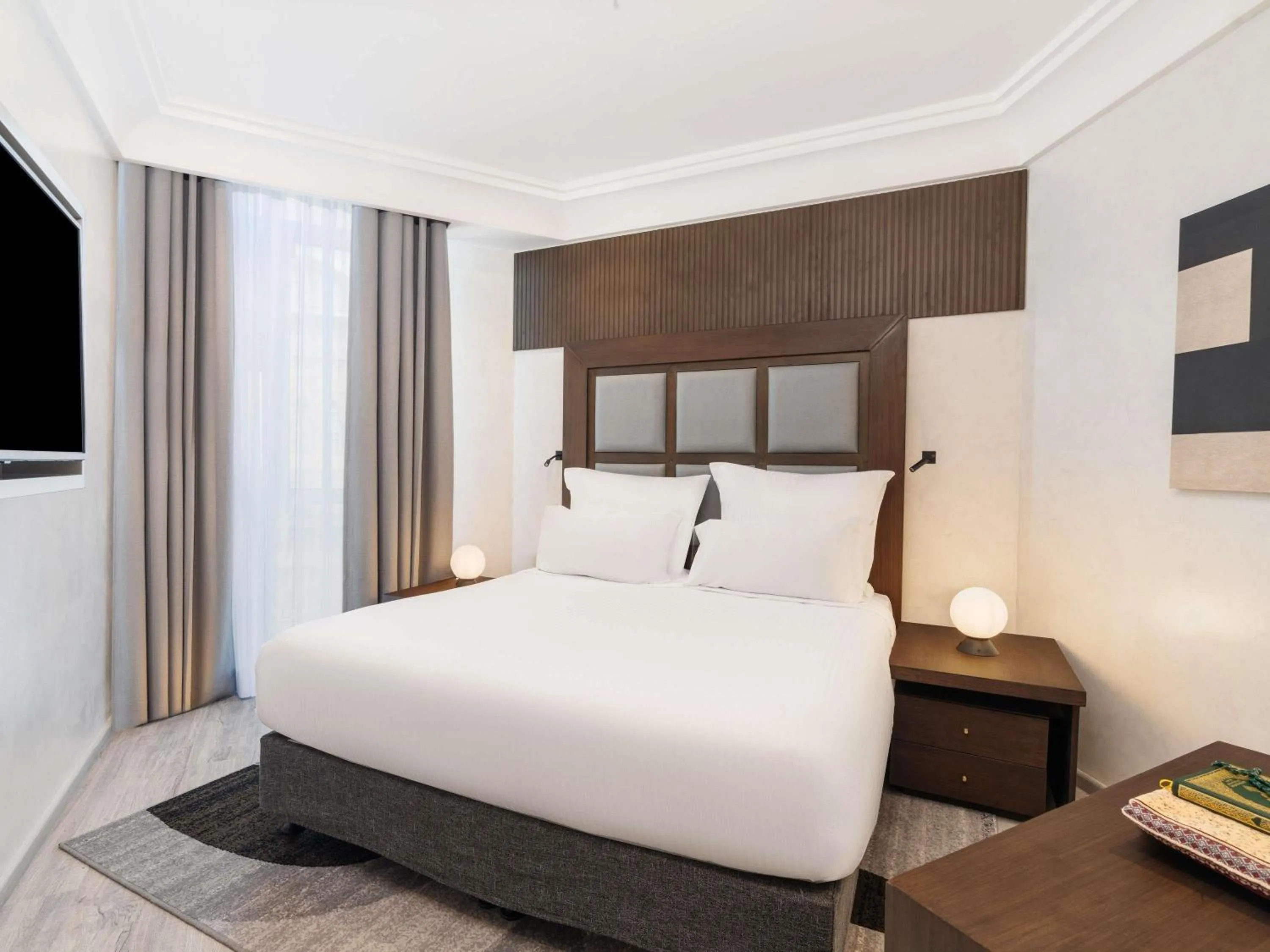 Bedroom, Bed in Zamzam Pullman Makkah