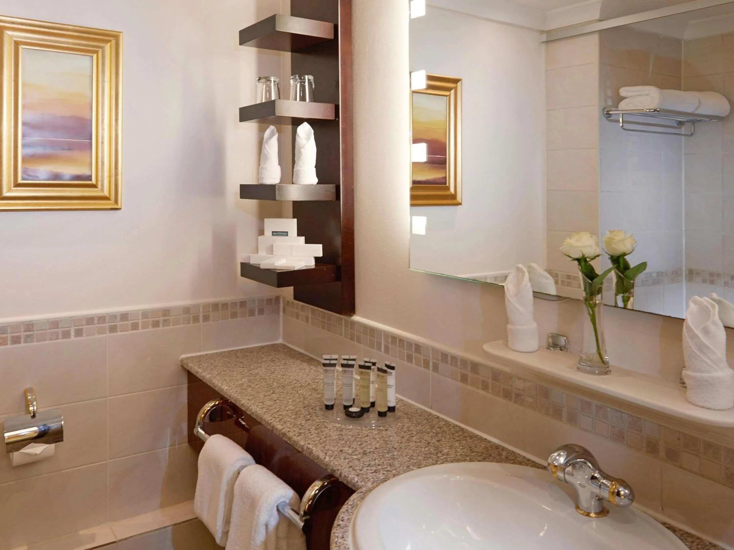 Bedroom in Zamzam Pullman Makkah