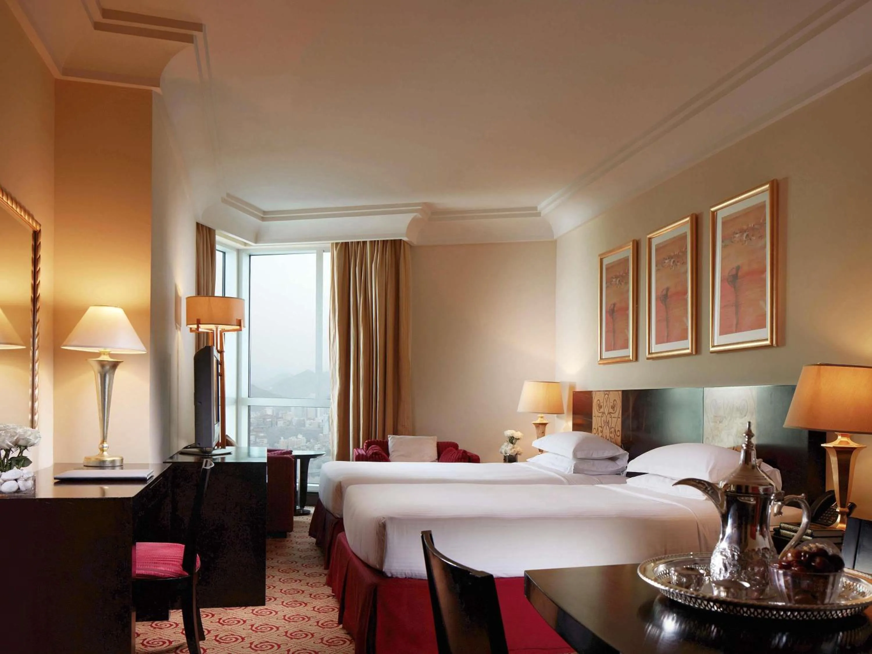 Bedroom, Bed in Zamzam Pullman Makkah