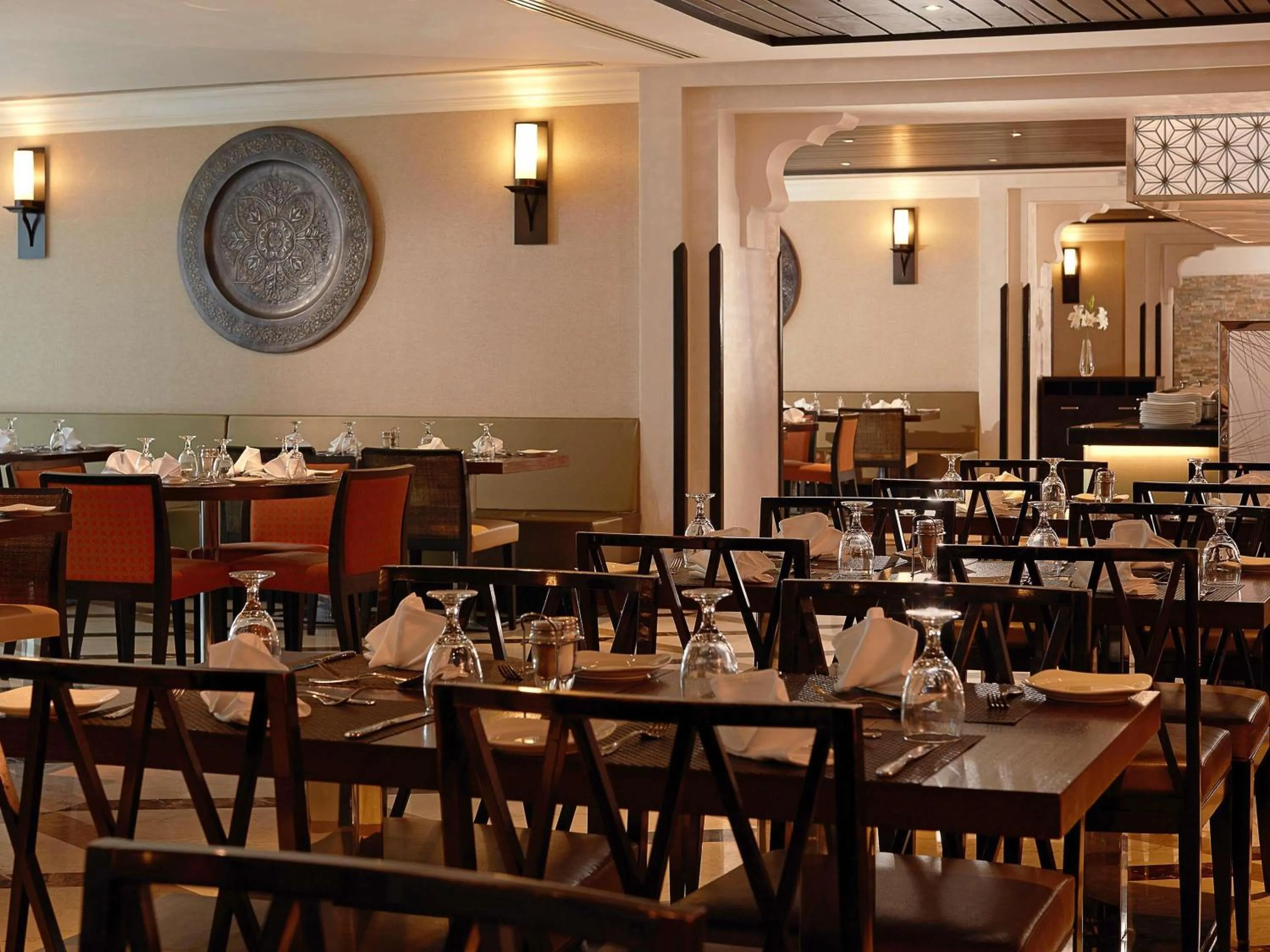 Restaurant/places to eat in Zamzam Pullman Makkah