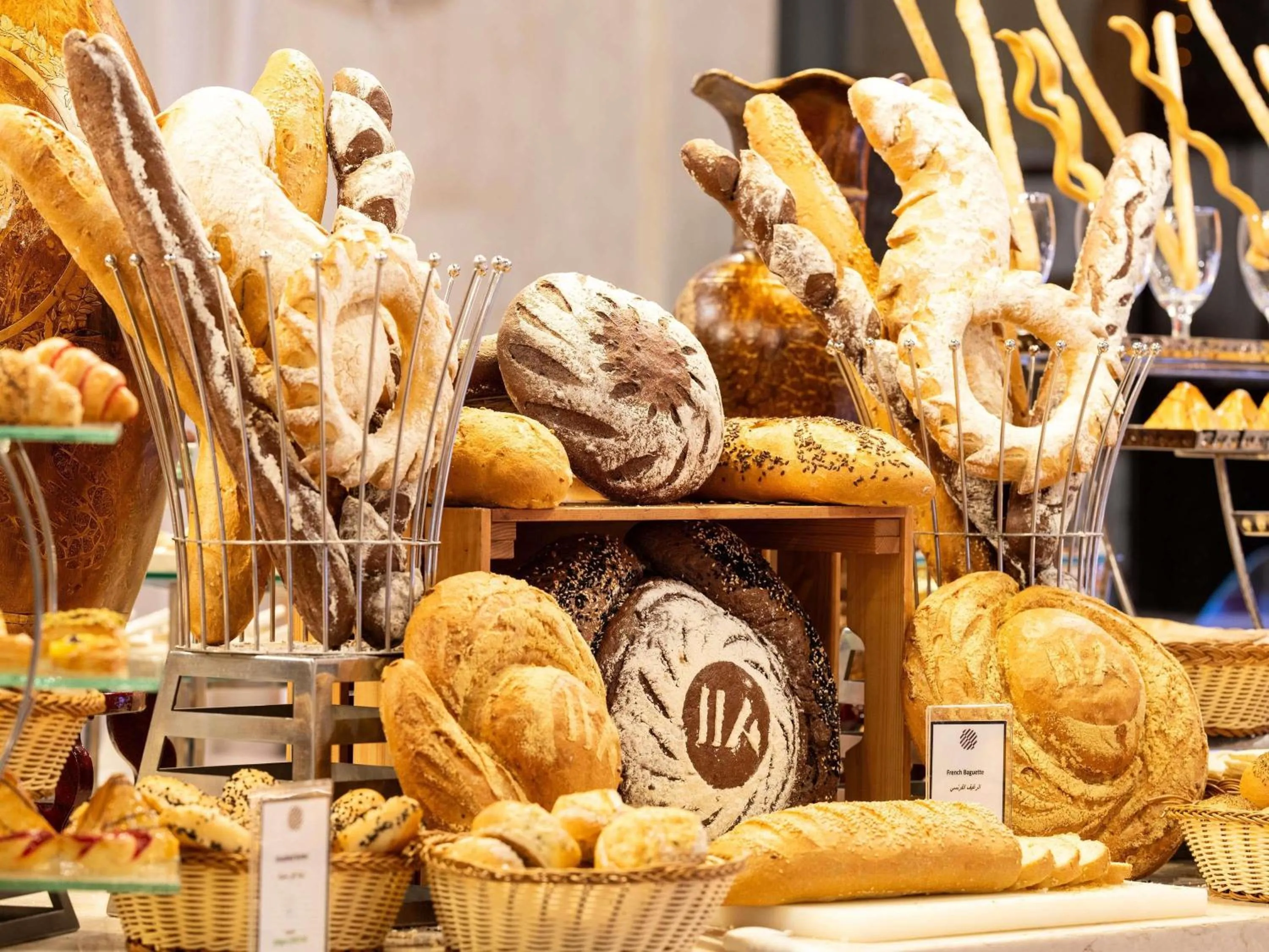 Restaurant/places to eat in Zamzam Pullman Makkah