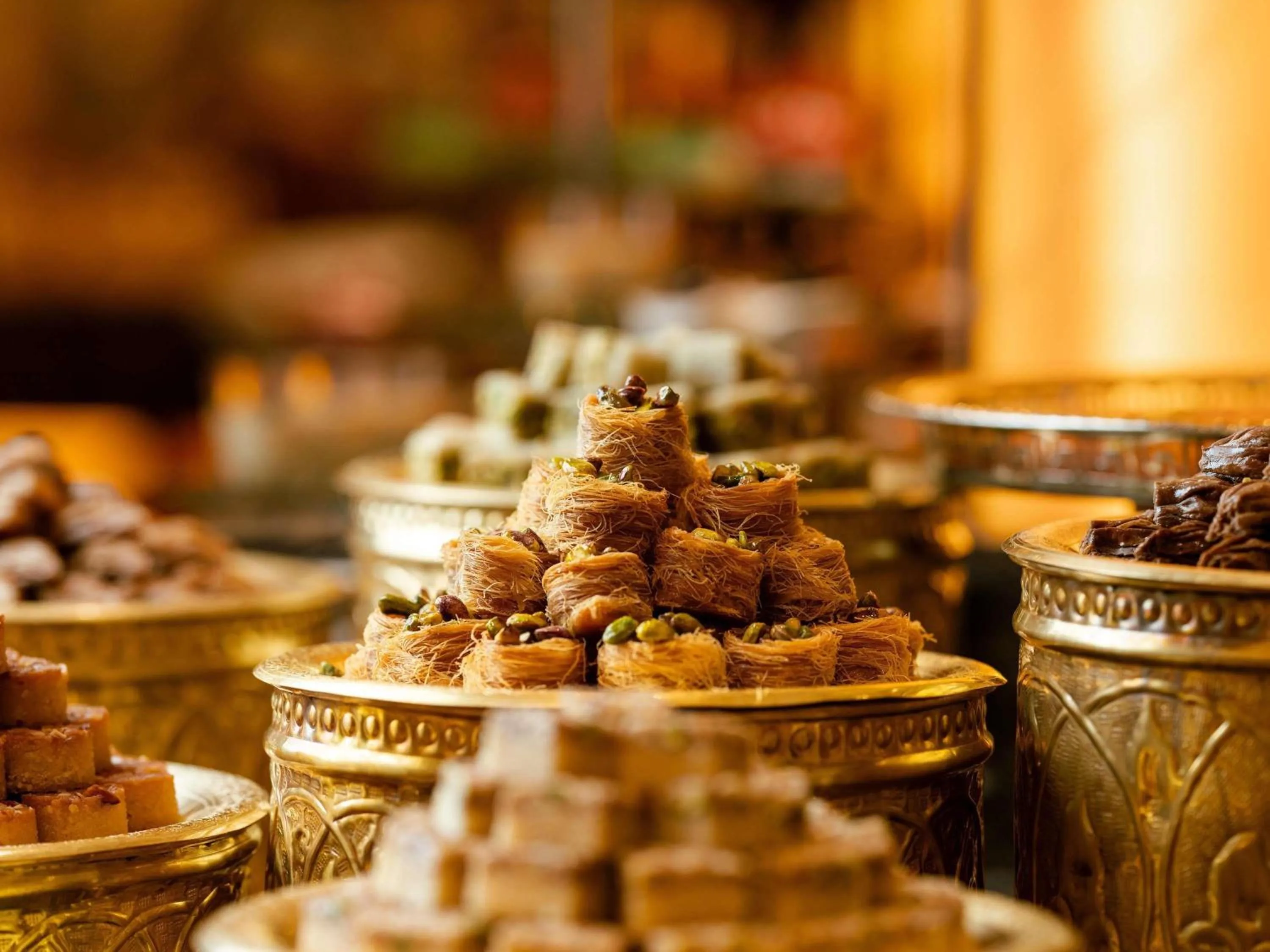 Restaurant/places to eat in Zamzam Pullman Makkah