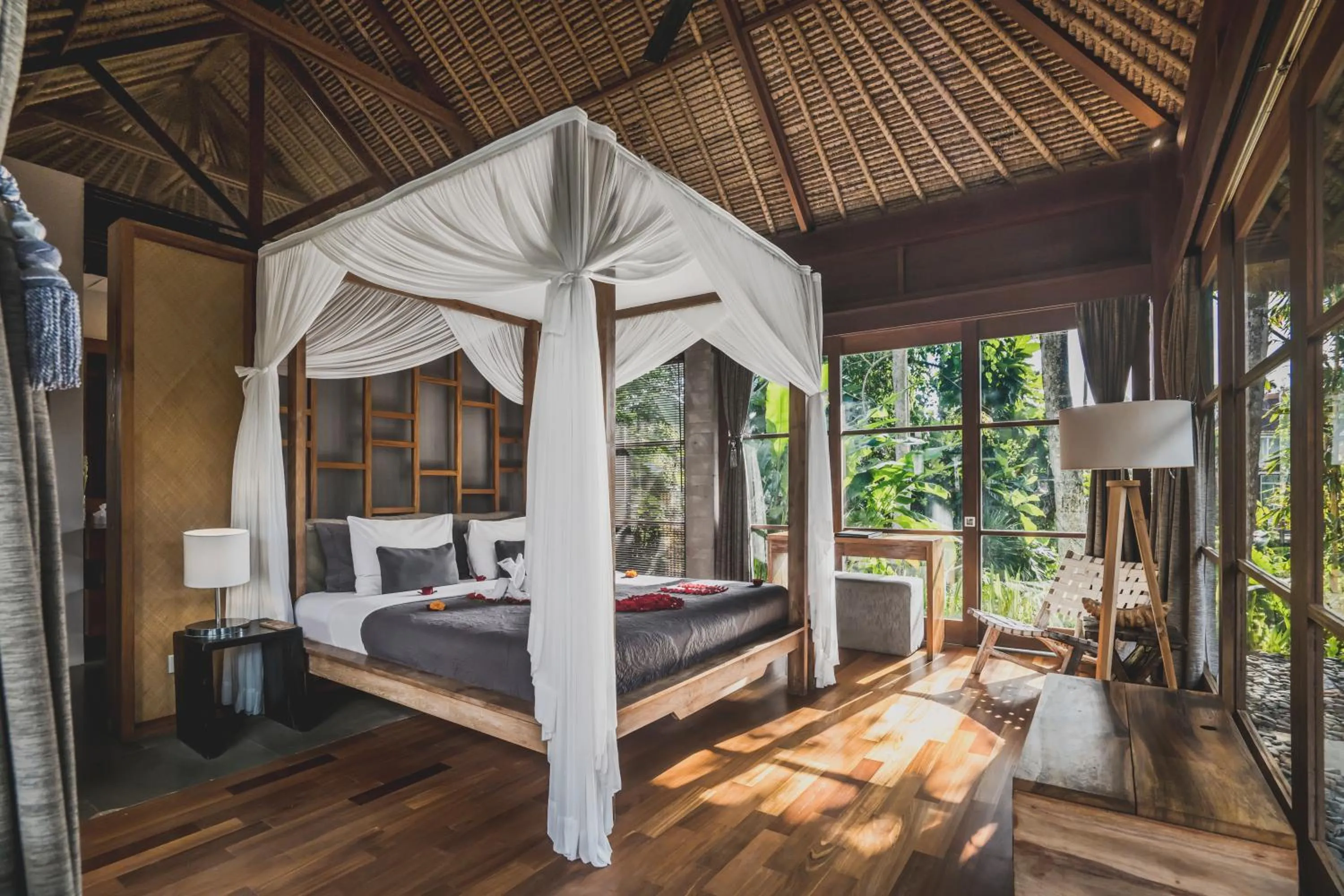 Bedroom, Bed in Luwak Ubud Villa & Jungle Suite