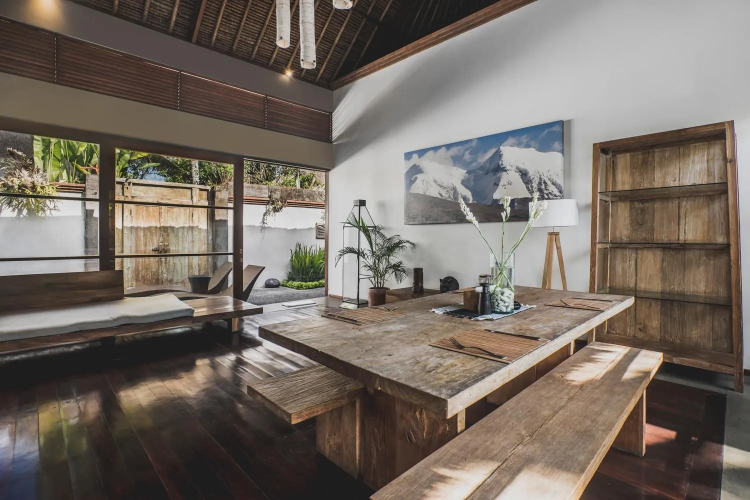 Dining area in Luwak Ubud Villa & Jungle Suite