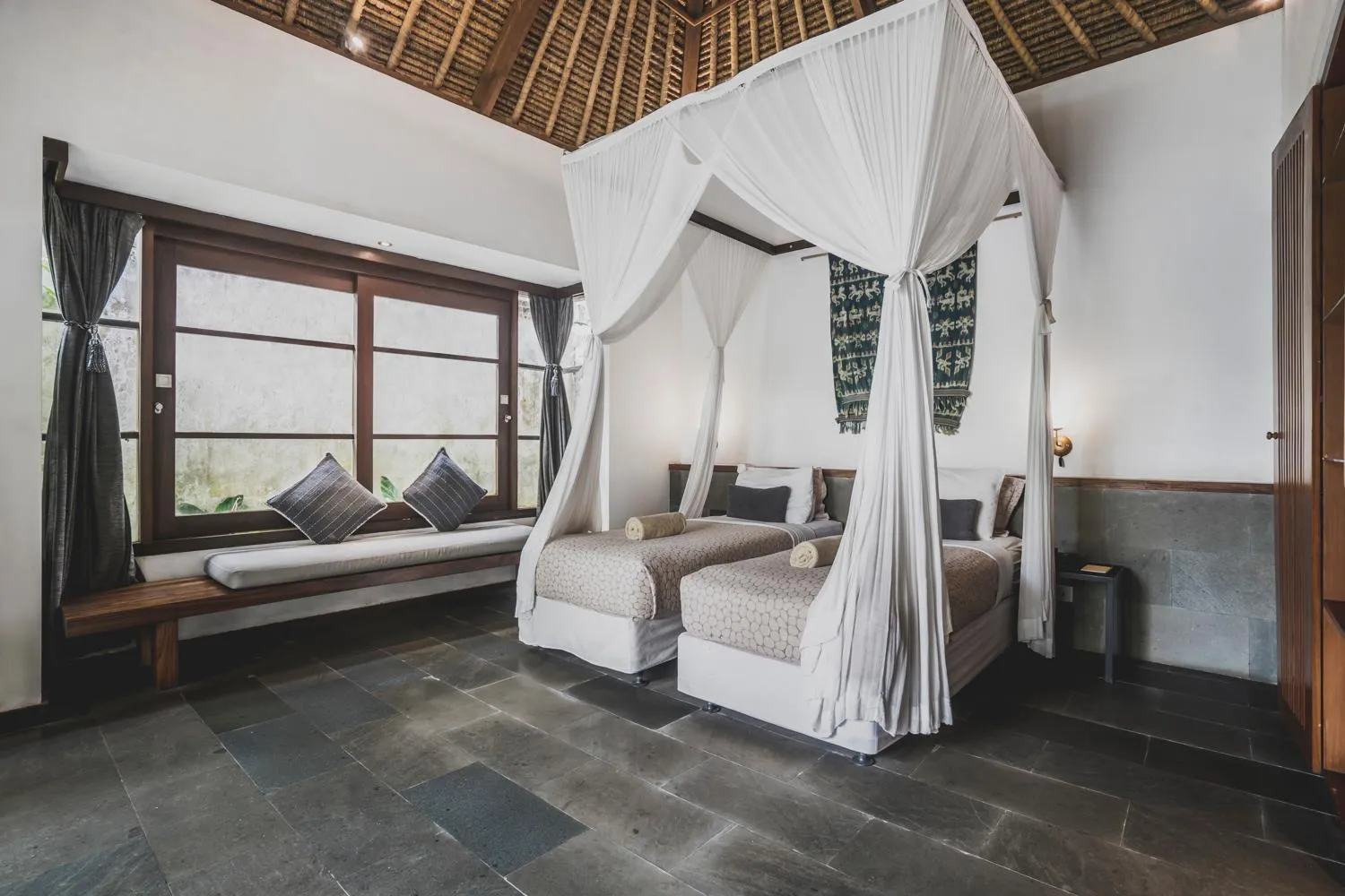Bed in Luwak Ubud Villa & Jungle Suite
