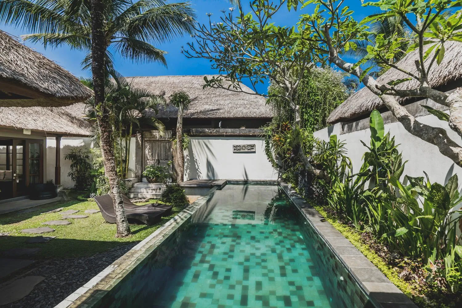 Swimming pool in Luwak Ubud Villa & Jungle Suite
