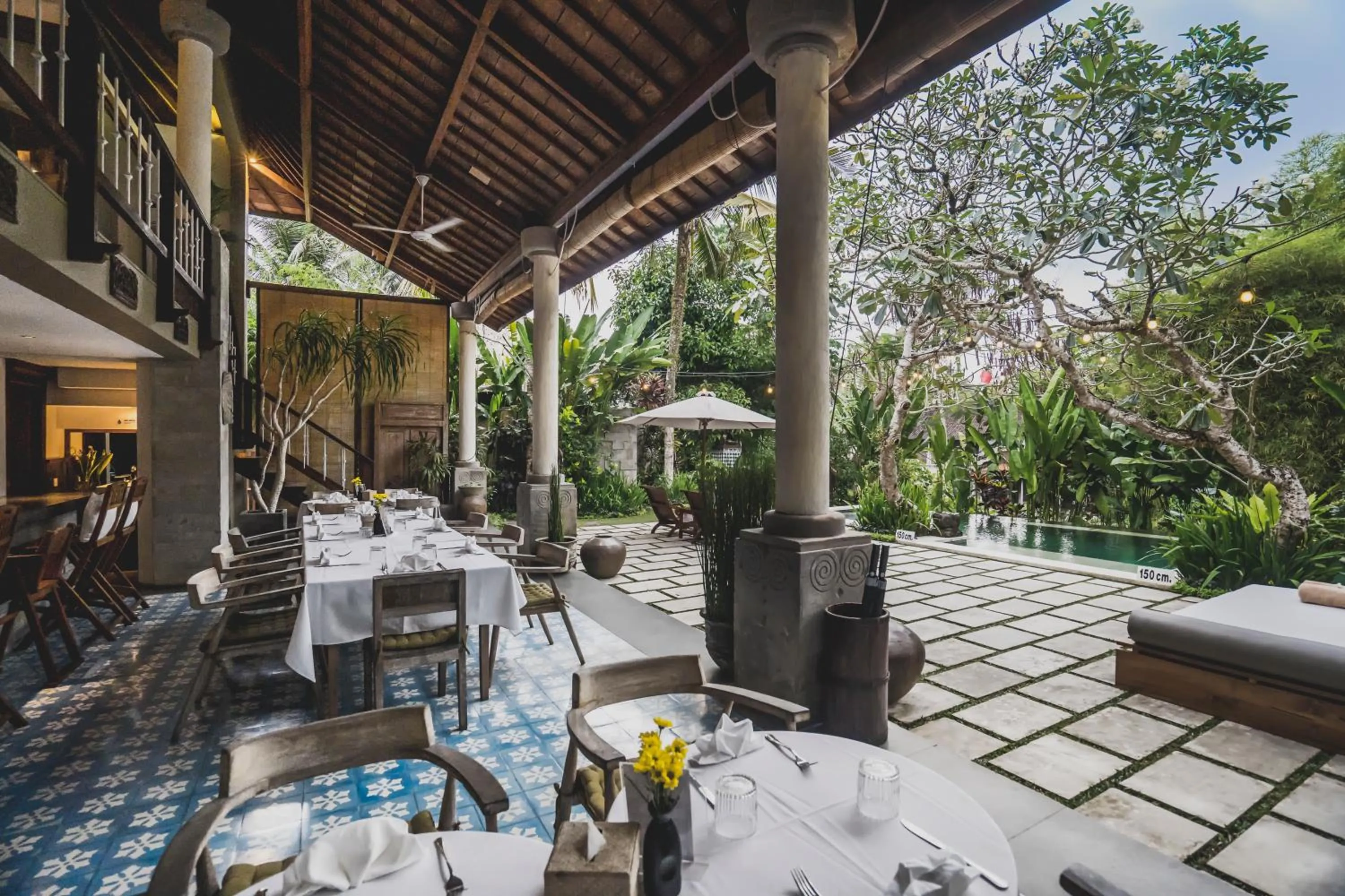 Restaurant/places to eat in Luwak Ubud Villa & Jungle Suite