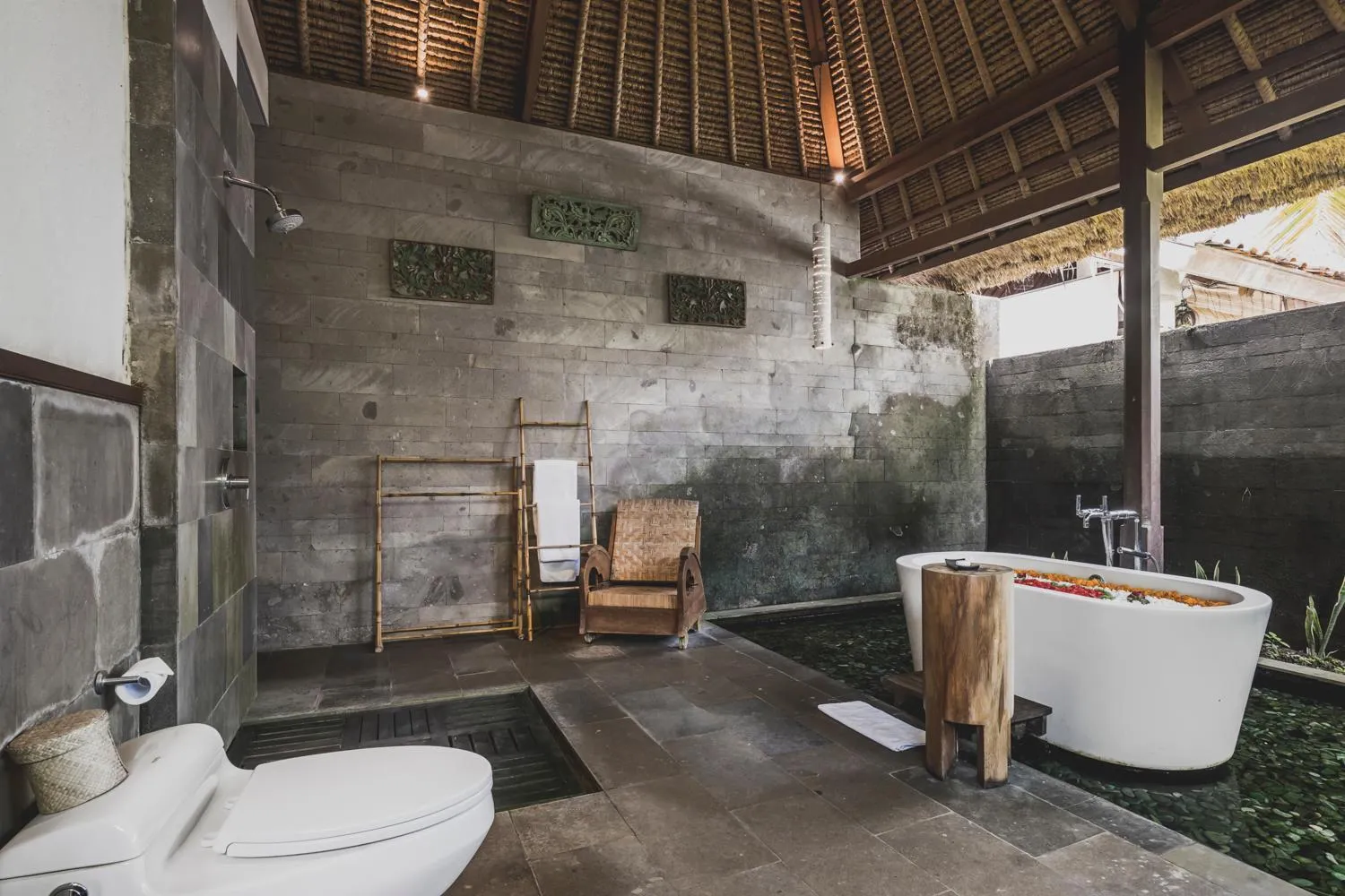 Bathroom in Luwak Ubud Villa & Jungle Suite