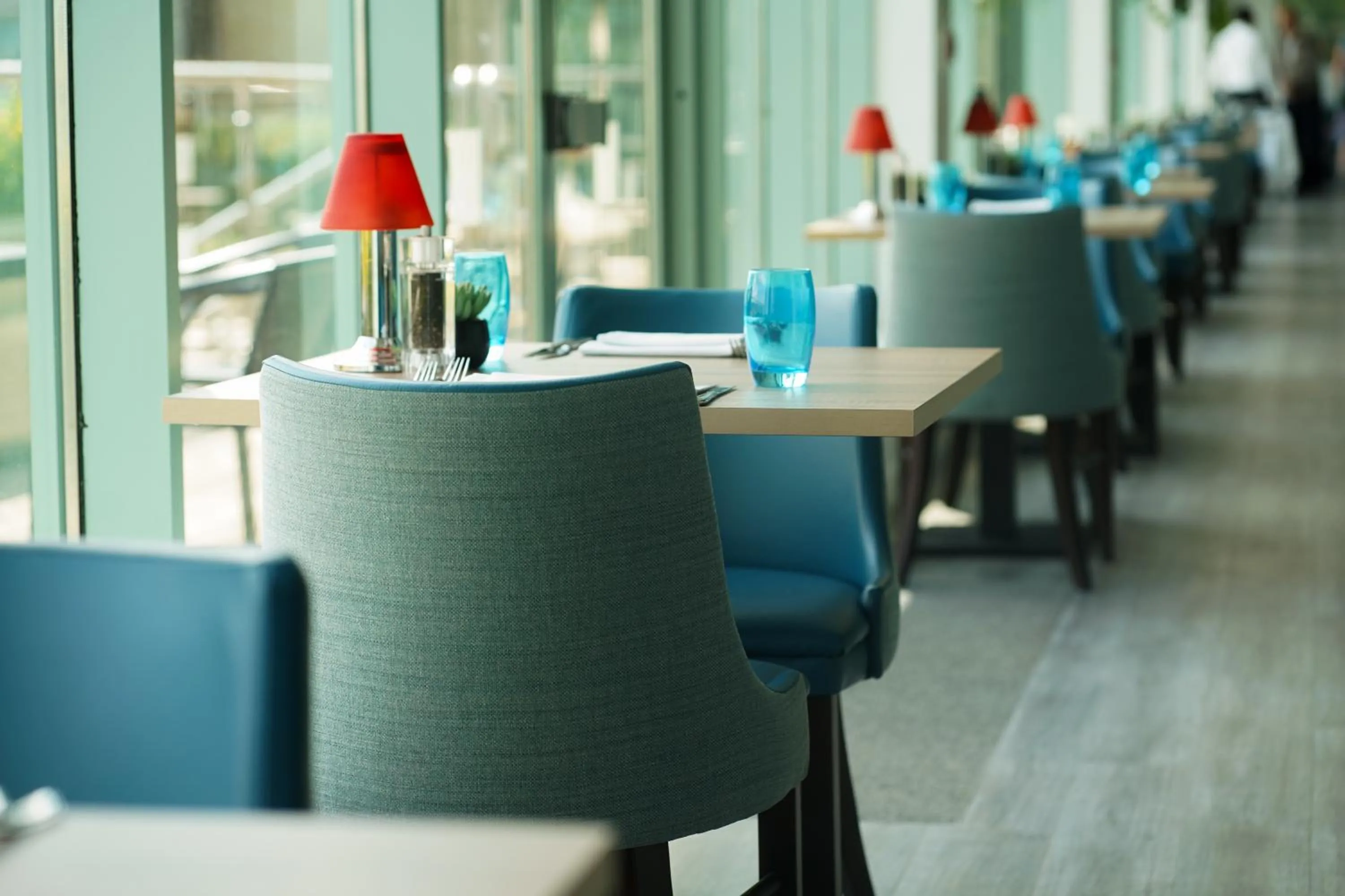 Restaurant/places to eat in De Vere Cotswold Water Park