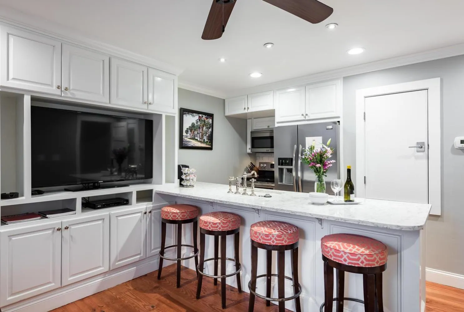 TV and multimedia in The Quarters on Vendue