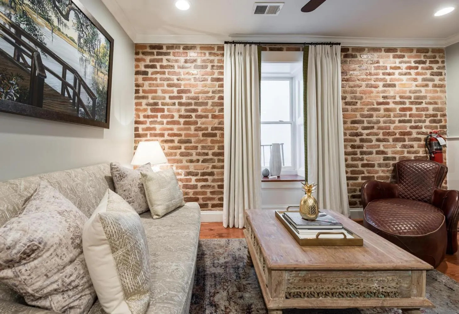 Living room in The Quarters on Vendue