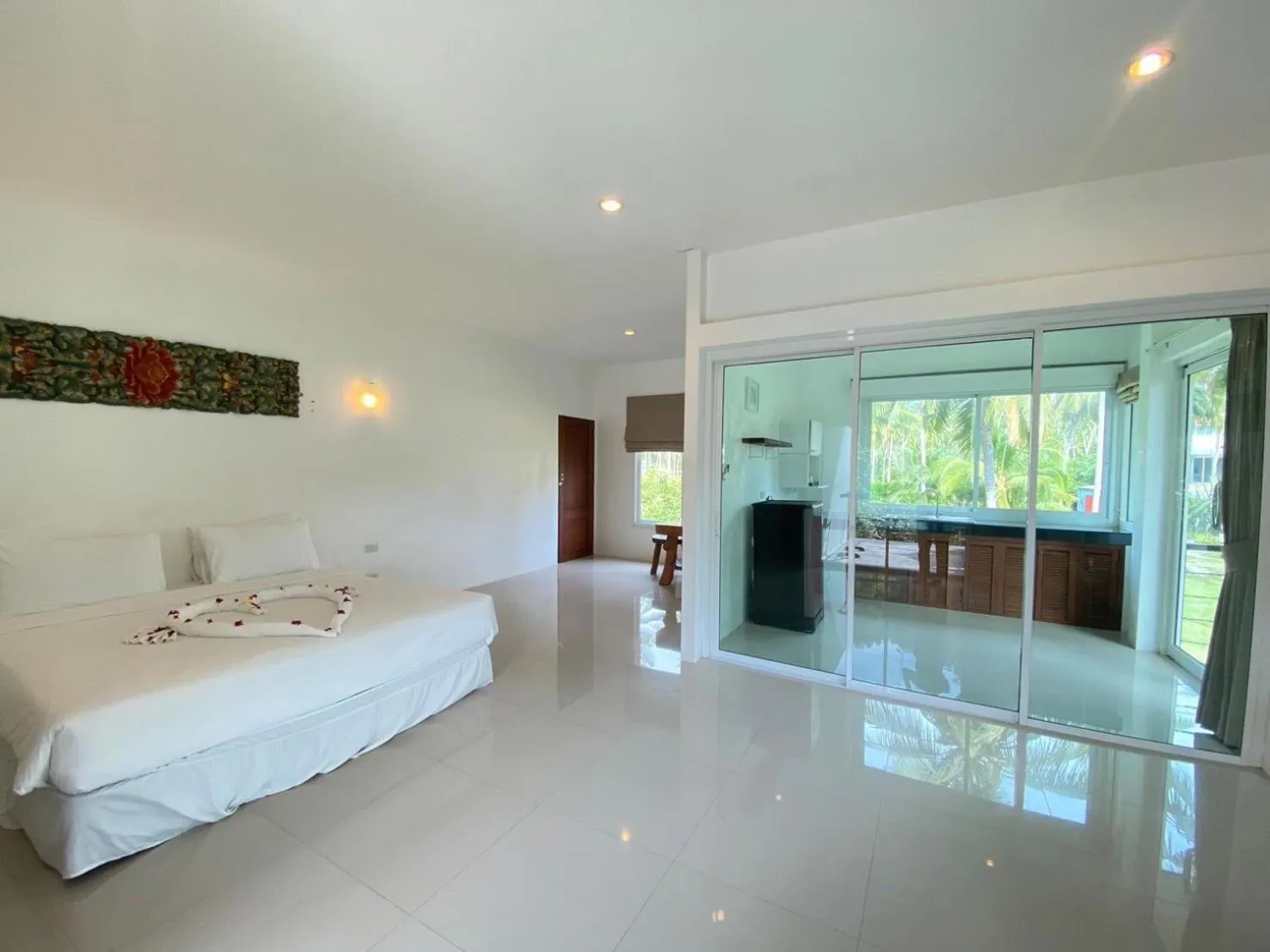 Living room, Bed in Am Samui Resort Taling Ngam