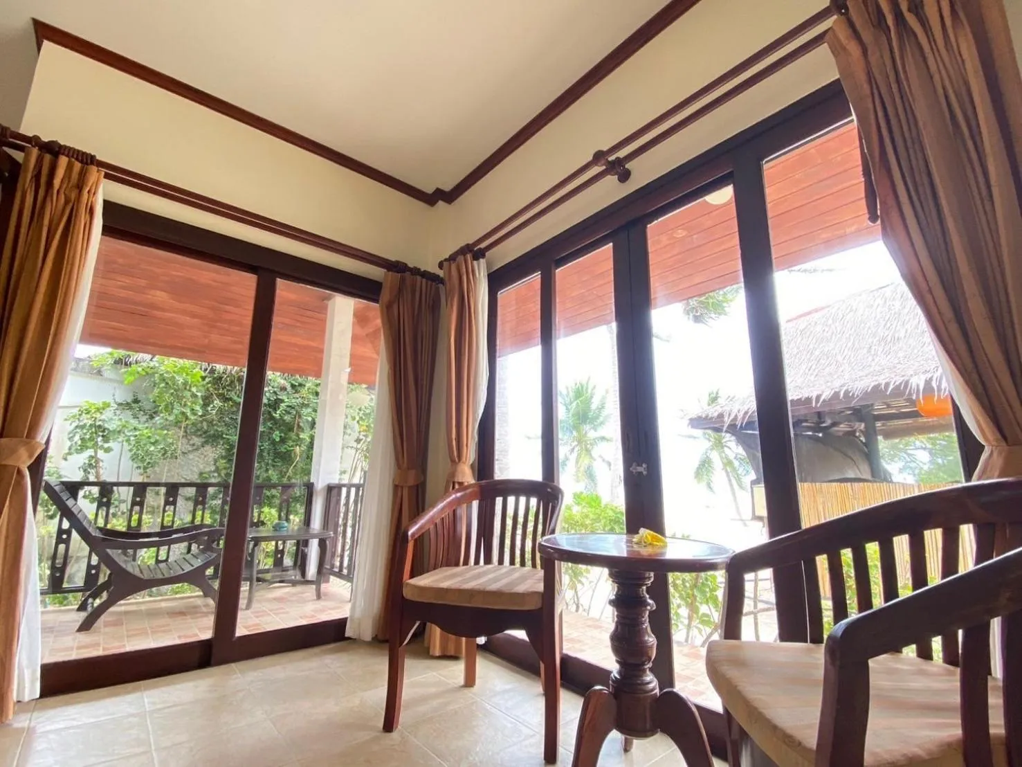 Living room in Am Samui Resort Taling Ngam