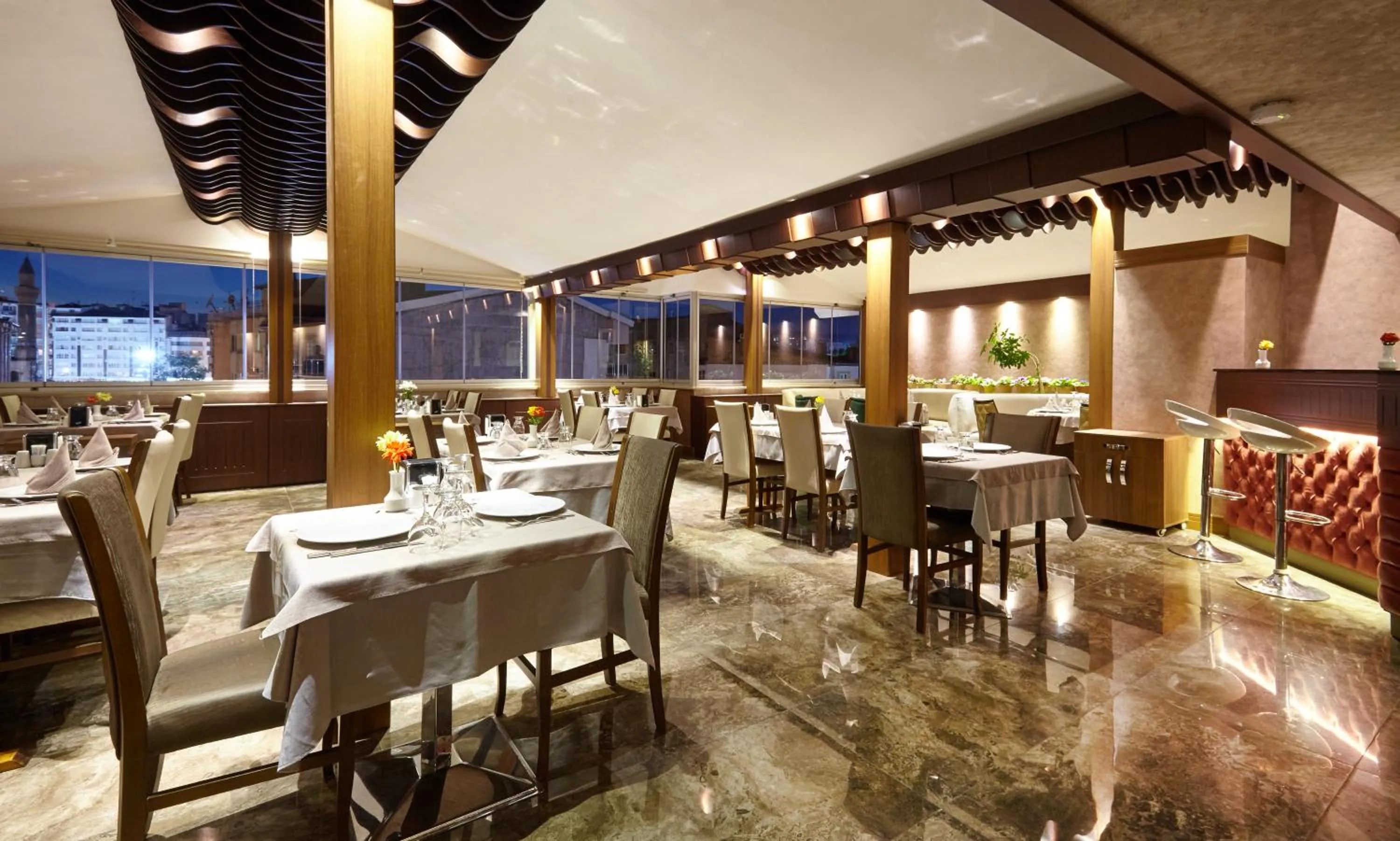 Restaurant/places to eat in Buruciye Hotel