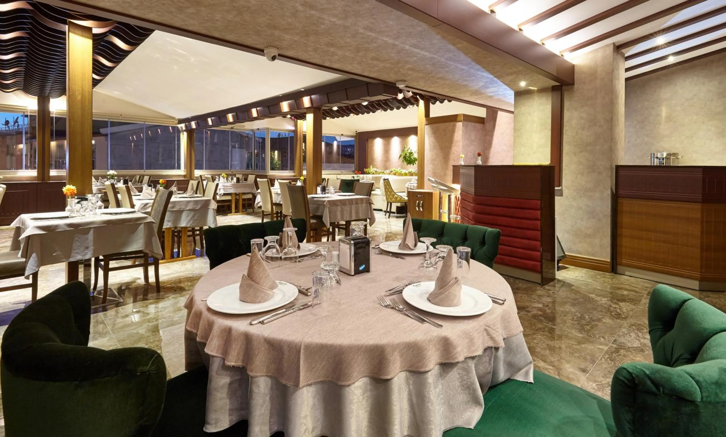 Restaurant/places to eat in Buruciye Hotel