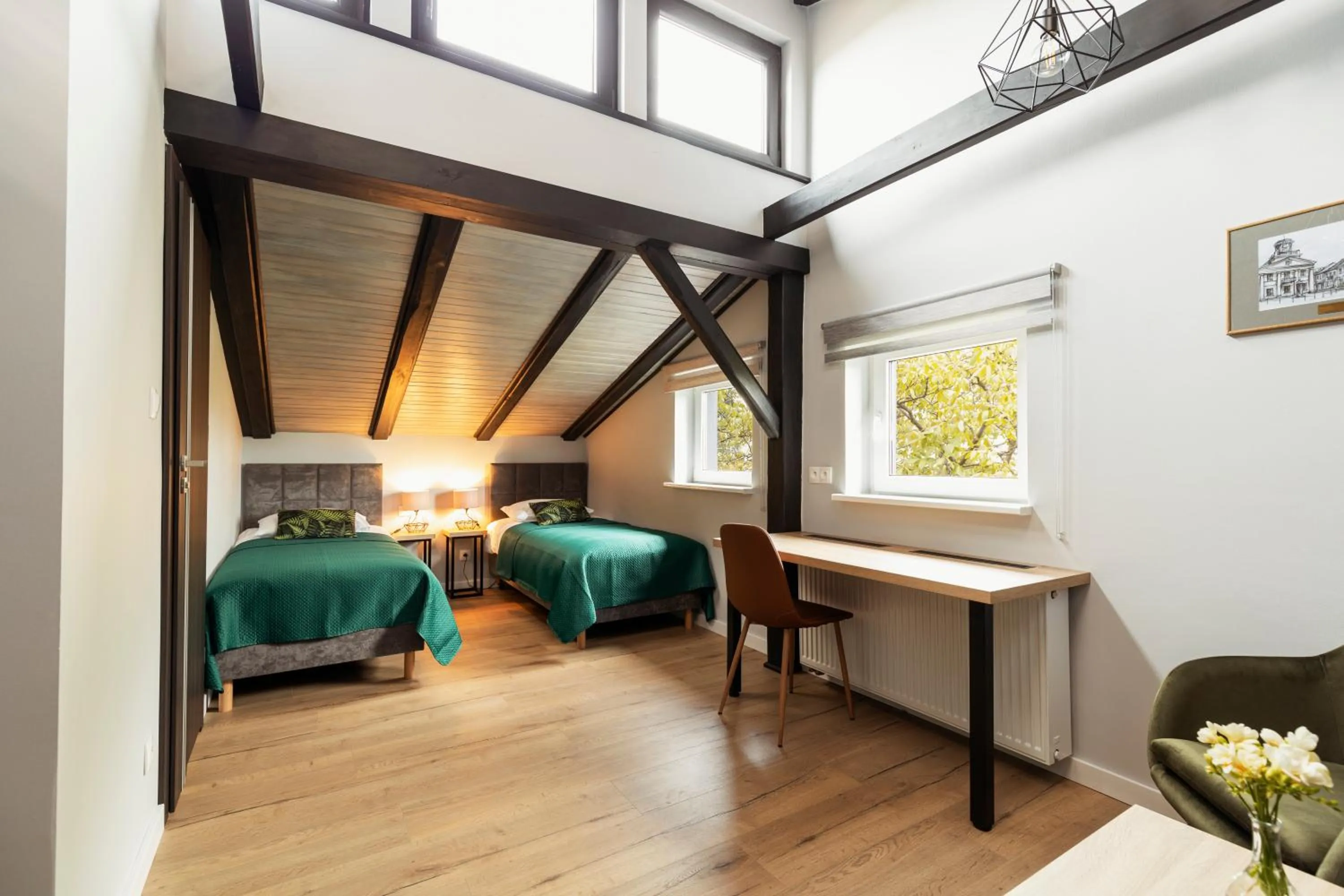 Bed in Villa Toscania-check in 24h